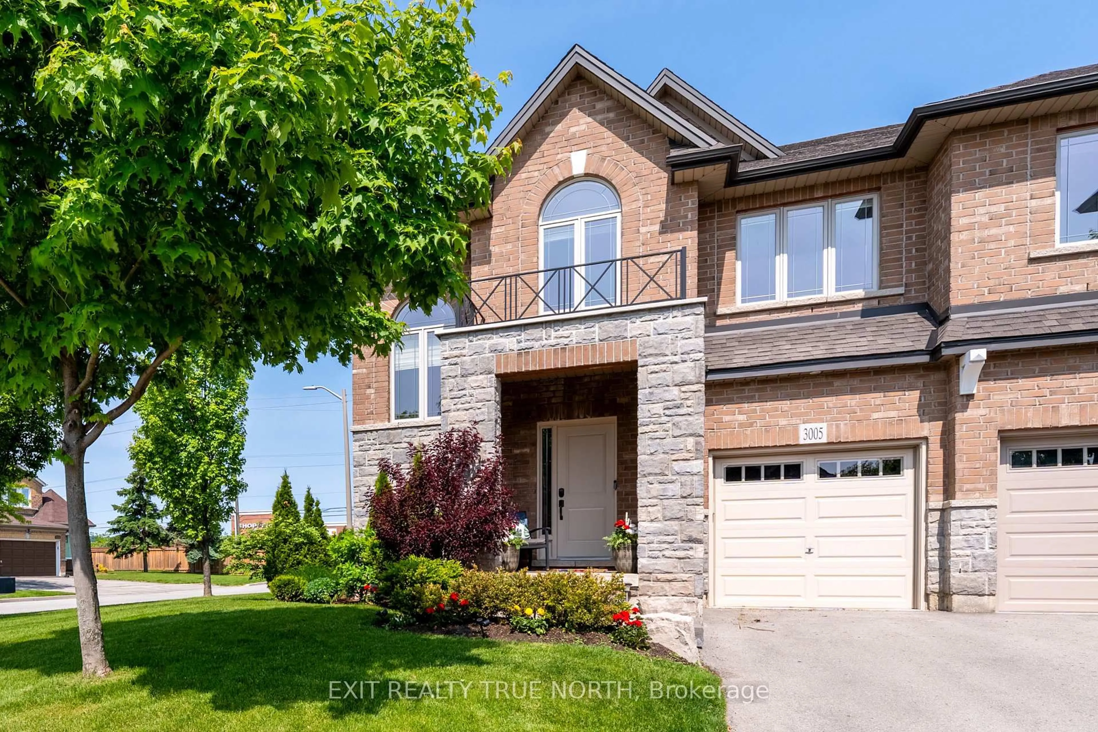 Home with brick exterior material, street for 3005 Glover Lane, Burlington Ontario L7M 0W2