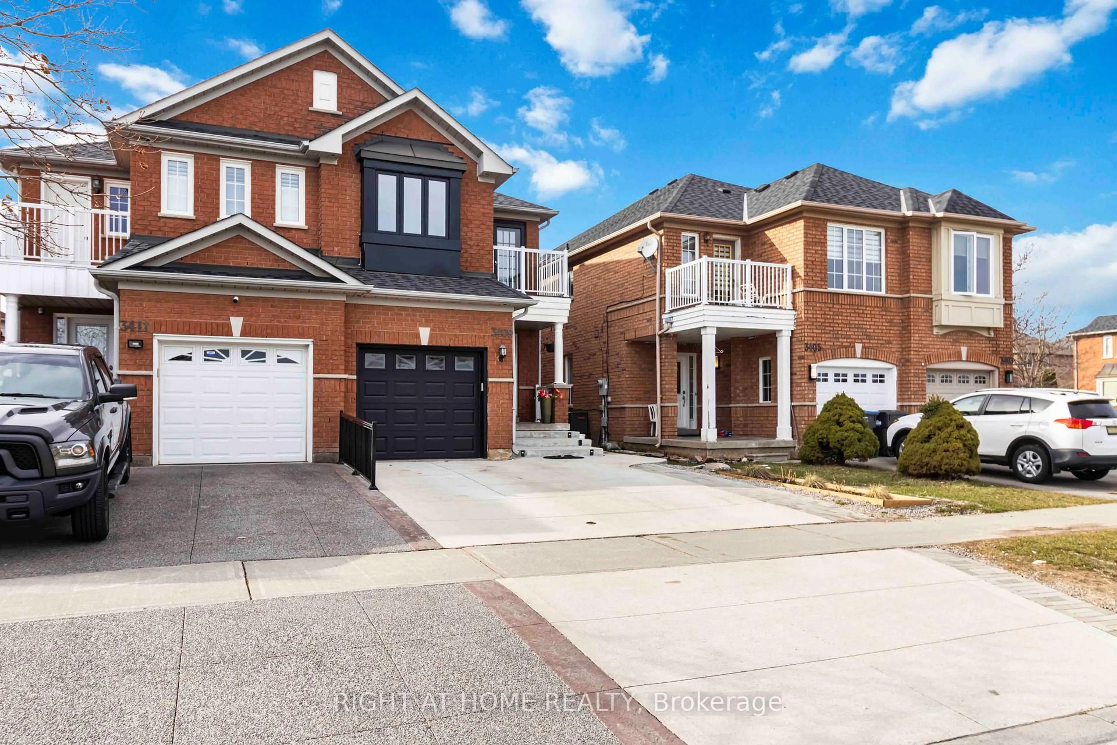 Home with brick exterior material, street for 3409 McDowell Dr, Mississauga Ontario L5M 6R7
