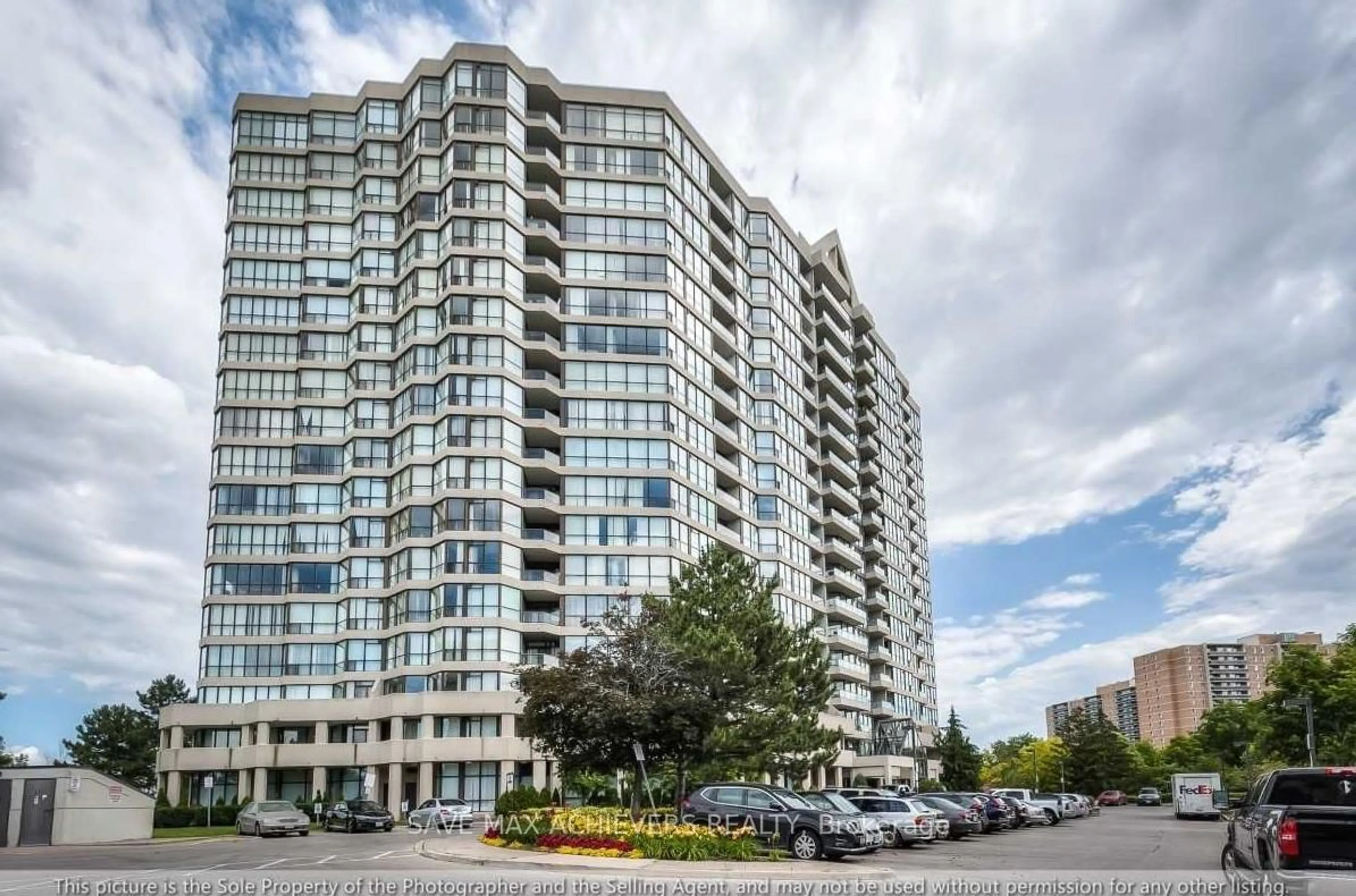 Unknown for 5 Rowntree Rd #1815, Toronto Ontario M9V 5G9