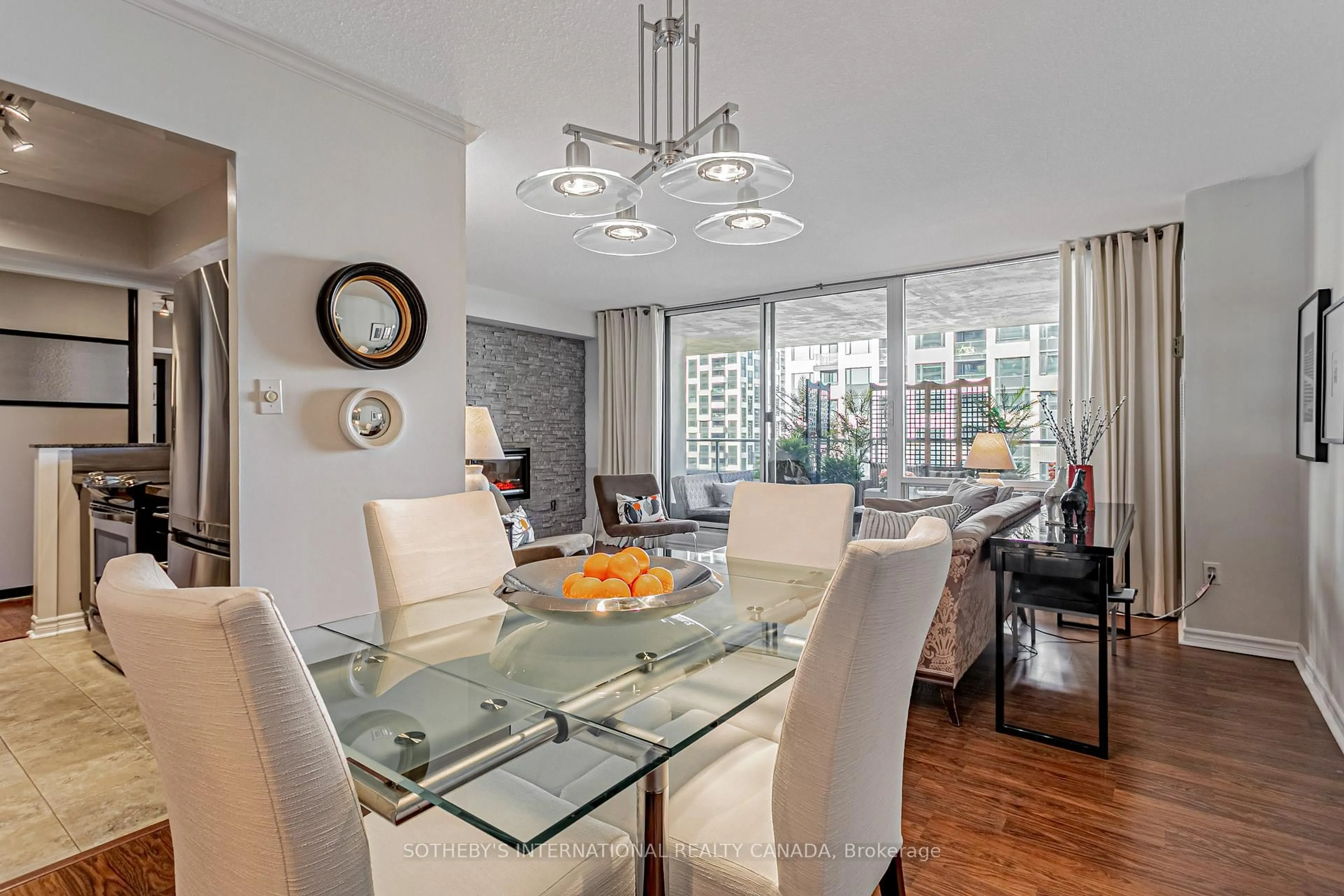 Dining room, unknown for 50 Quebec Ave #903, Toronto Ontario M6P 4B4
