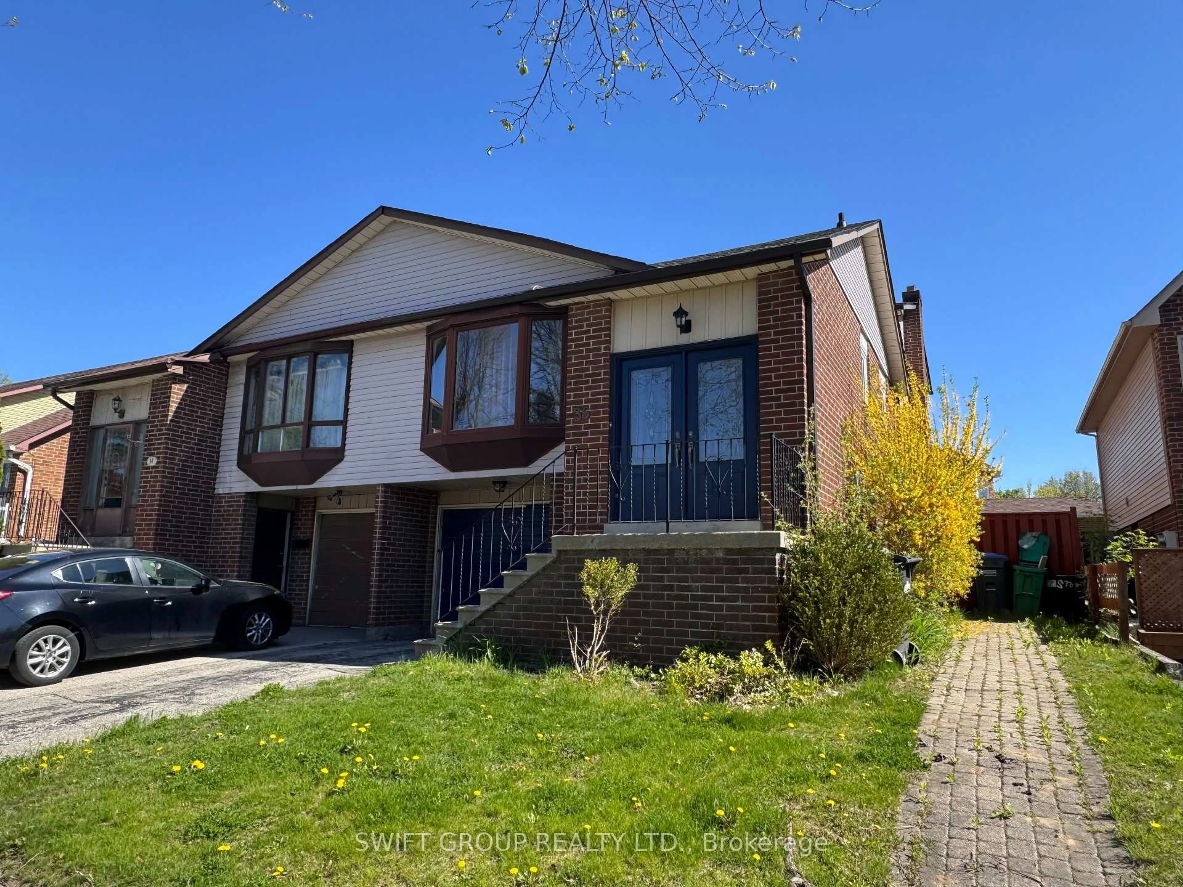 Home with brick exterior material, street for 36 Mount Pleasant Dr, Brampton Ontario L6Z 1K2