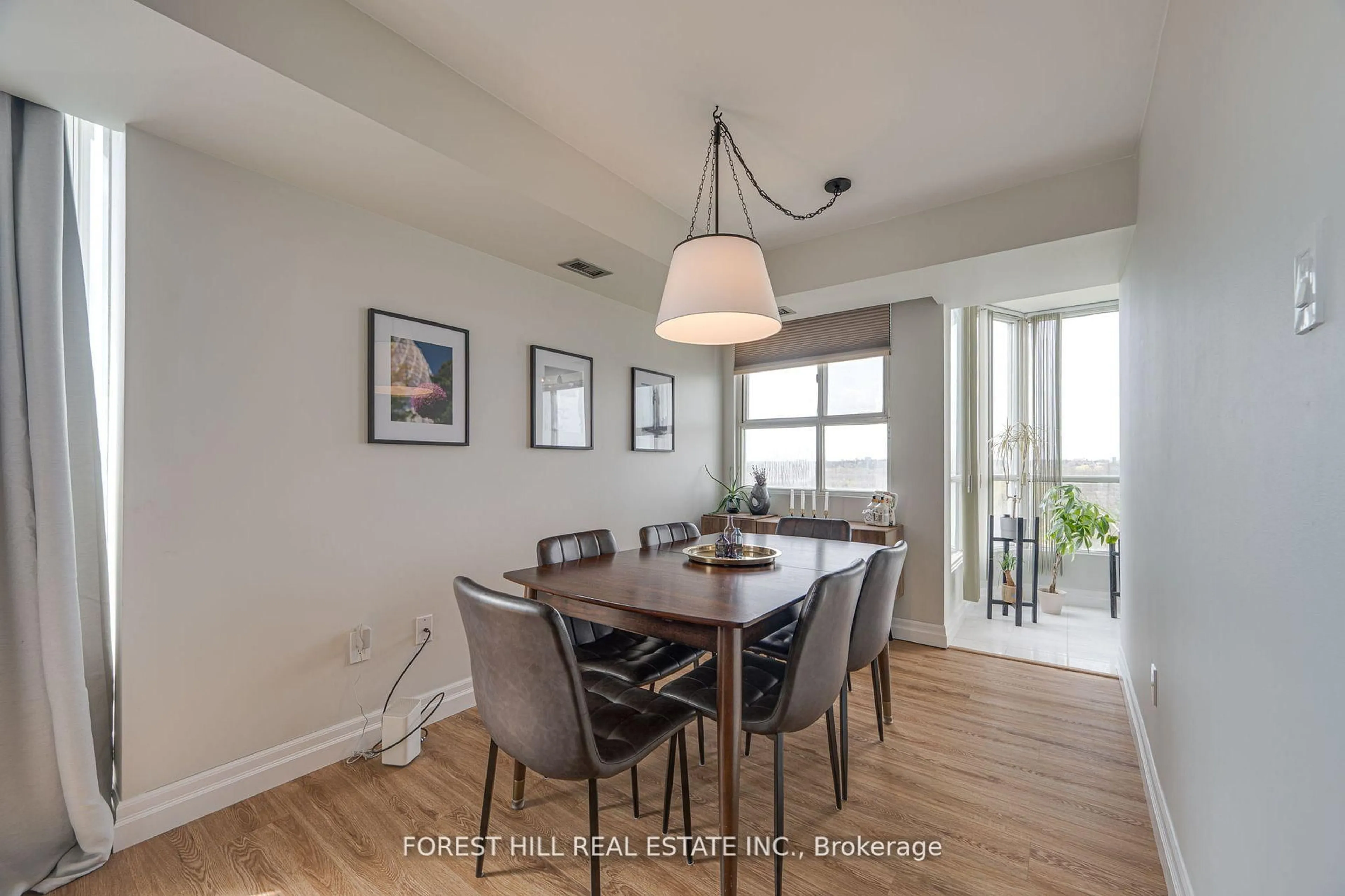Dining room, wood/laminate floor for 3077 Weston Rd #609, Toronto Ontario M9M 3A1