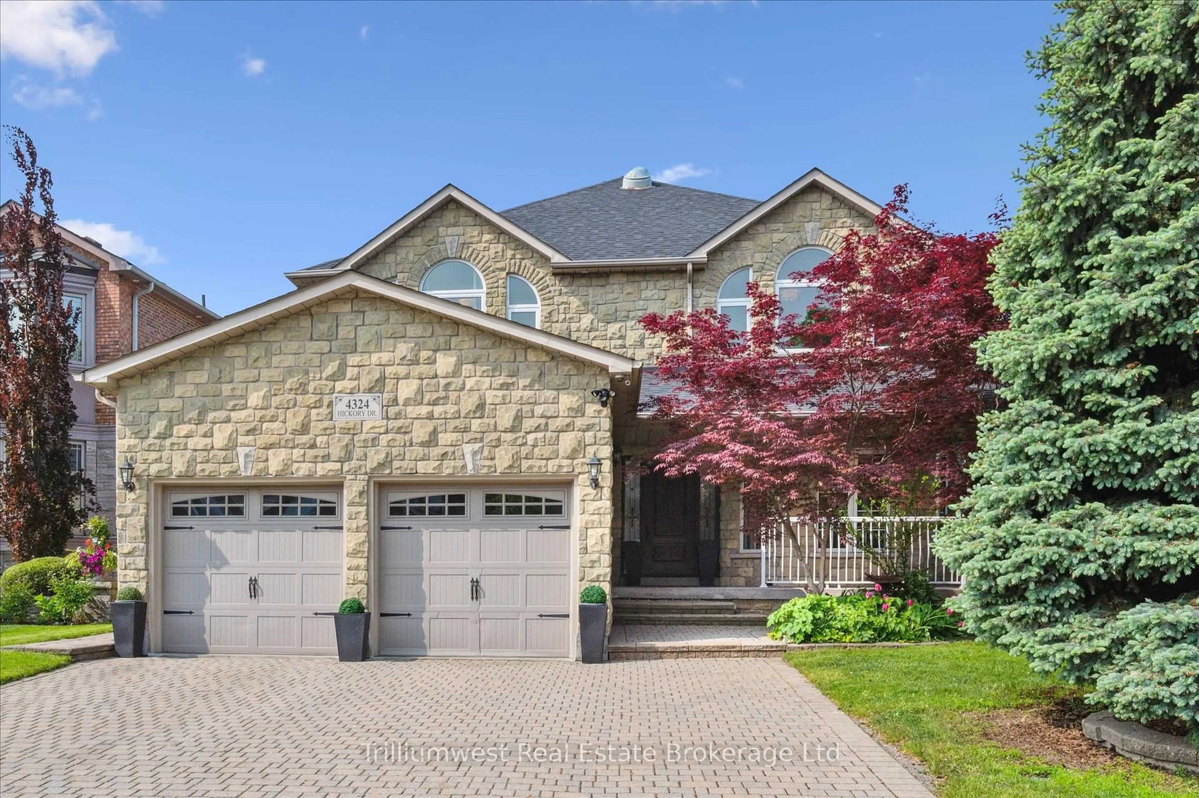 Home with brick exterior material, street for 4324 Hickory Dr, Mississauga Ontario L4W 1L2