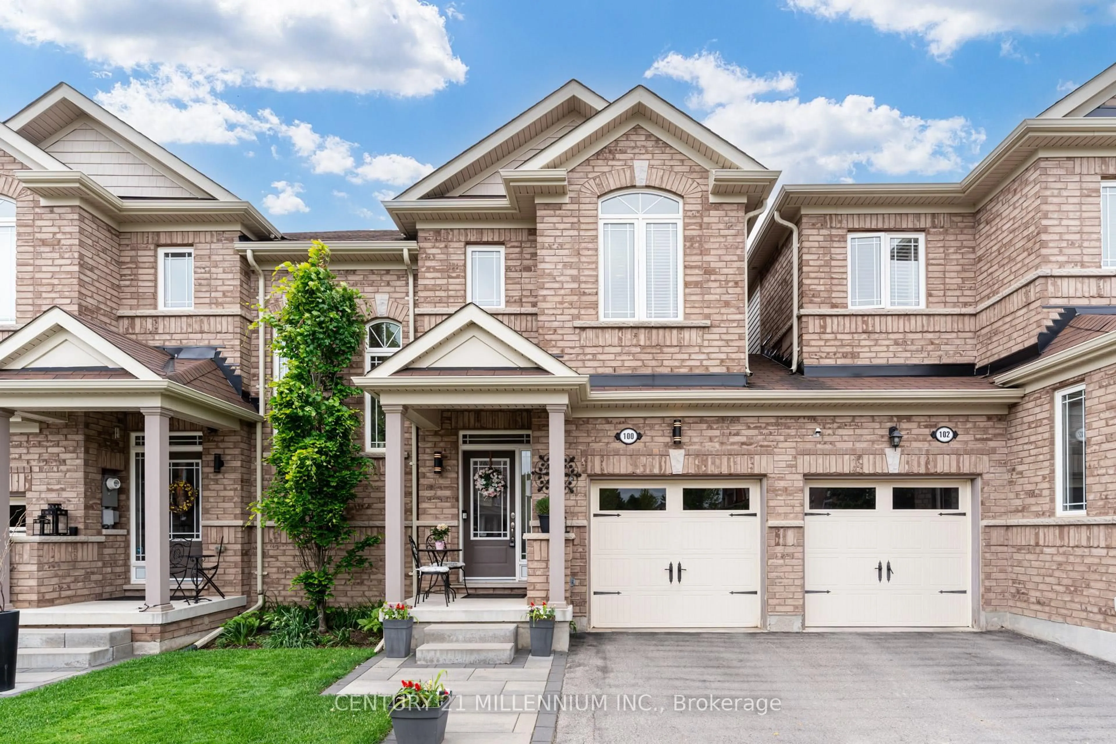 Home with brick exterior material, street for 100 Kempenfelt Dr, Brampton Ontario L7A 0A7