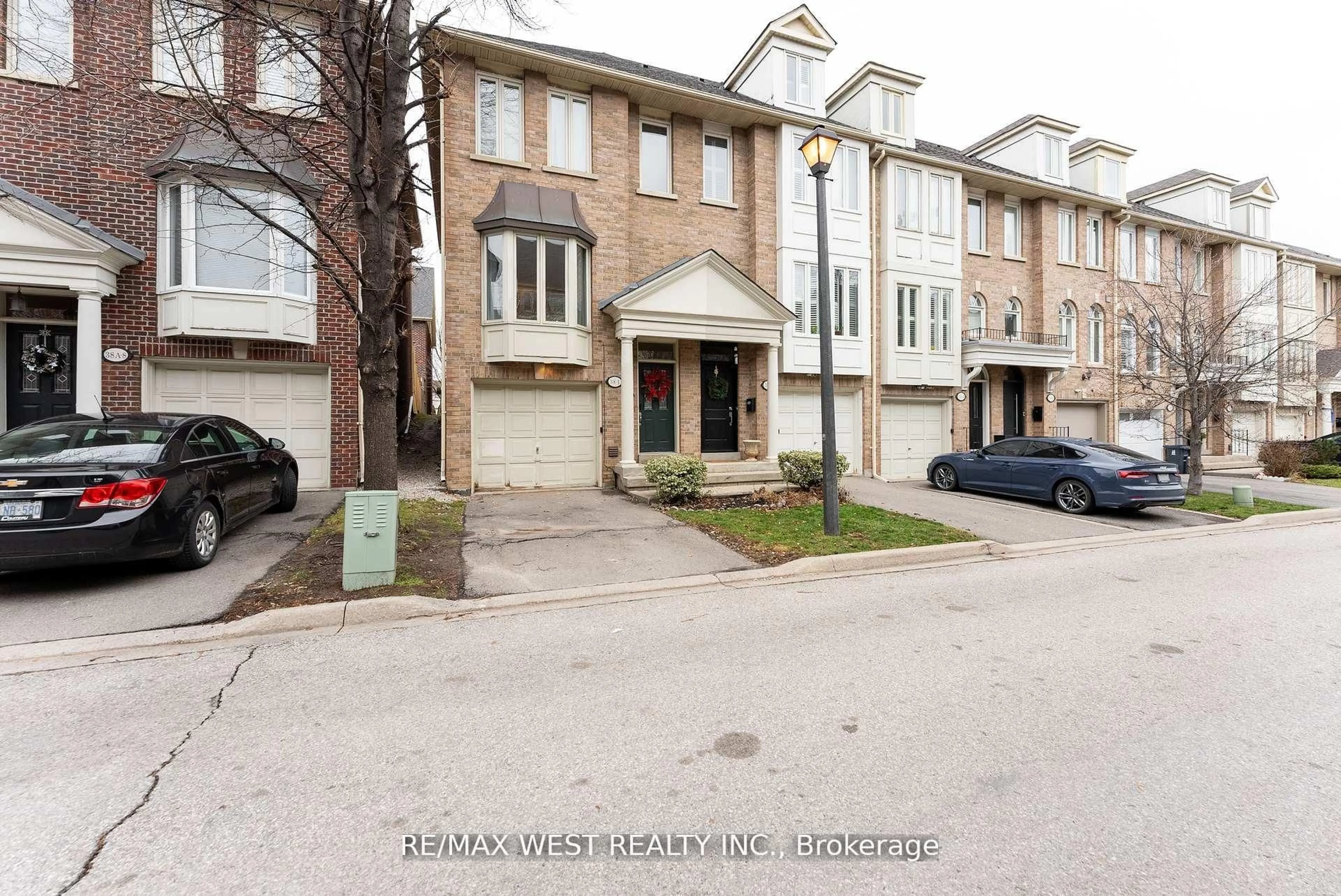 Unknown for 38-1 Mendota Rd, Toronto Ontario M8Y 1E8