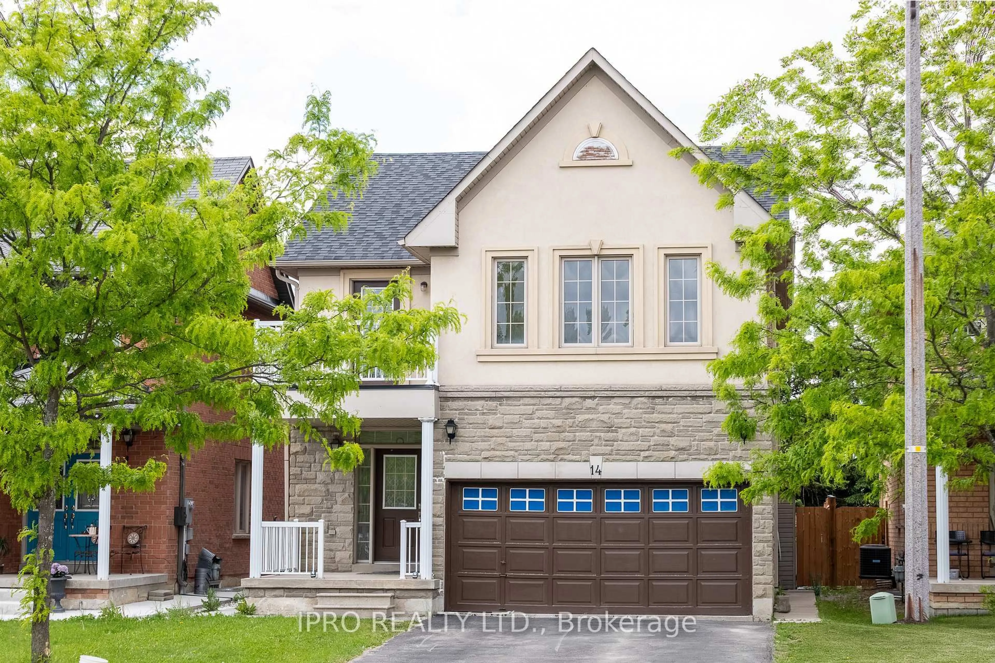 Home with brick exterior material, street for 14 Vanwood Cres, Brampton Ontario L6P 2X4