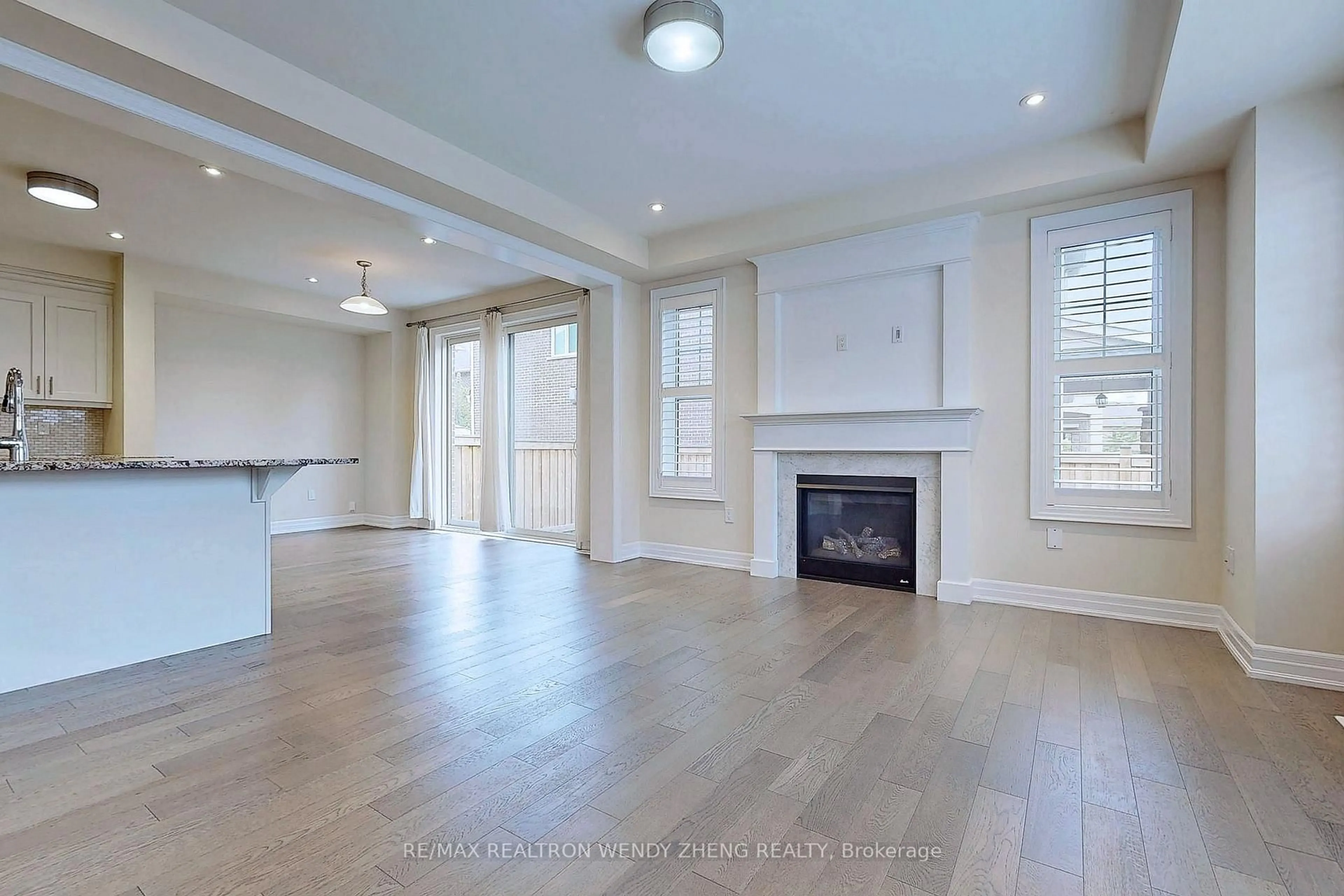Unknown for 3209 Daisy Way, Oakville Ontario L6M 1L4