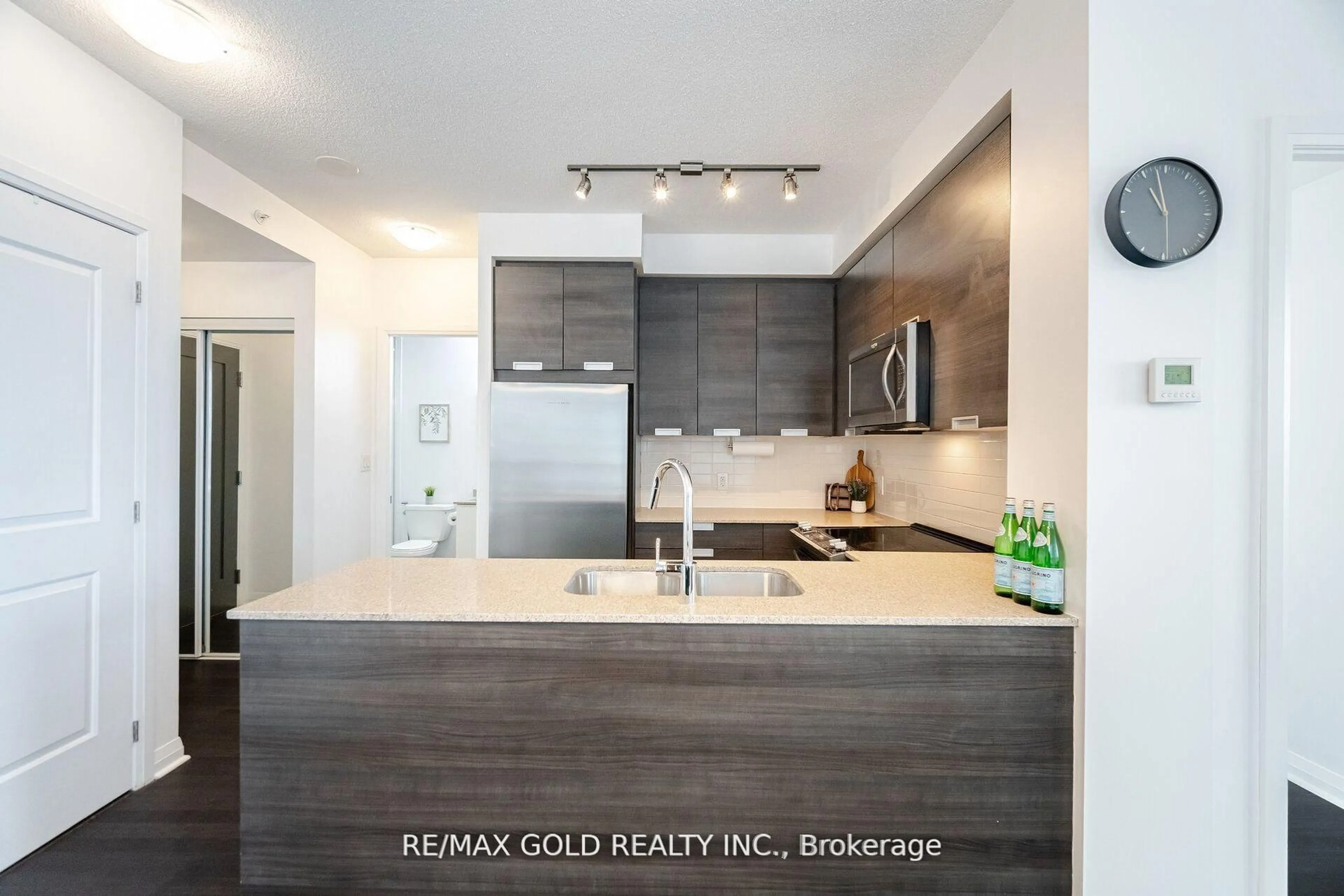 Open concept kitchen, unknown for 5025 Four Springs Ave #509, Mississauga Ontario L5R 0G5