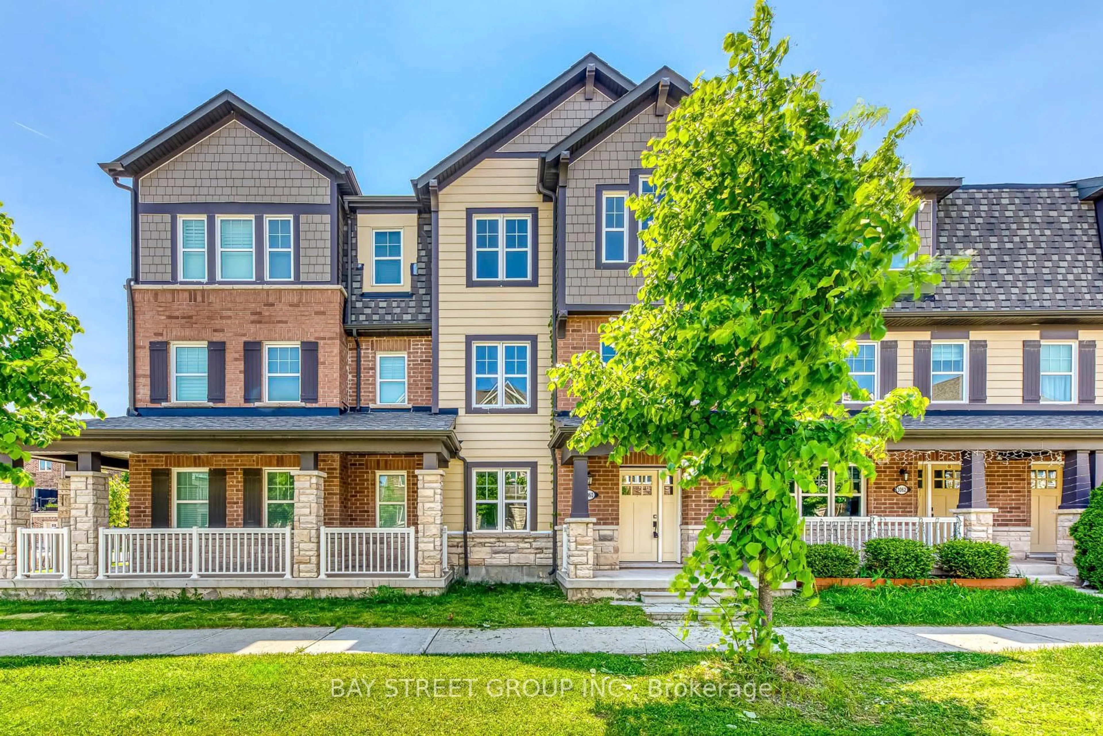 Home with brick exterior material, street for 3060 Harebell Gate, Oakville Ontario L6M 0Y9