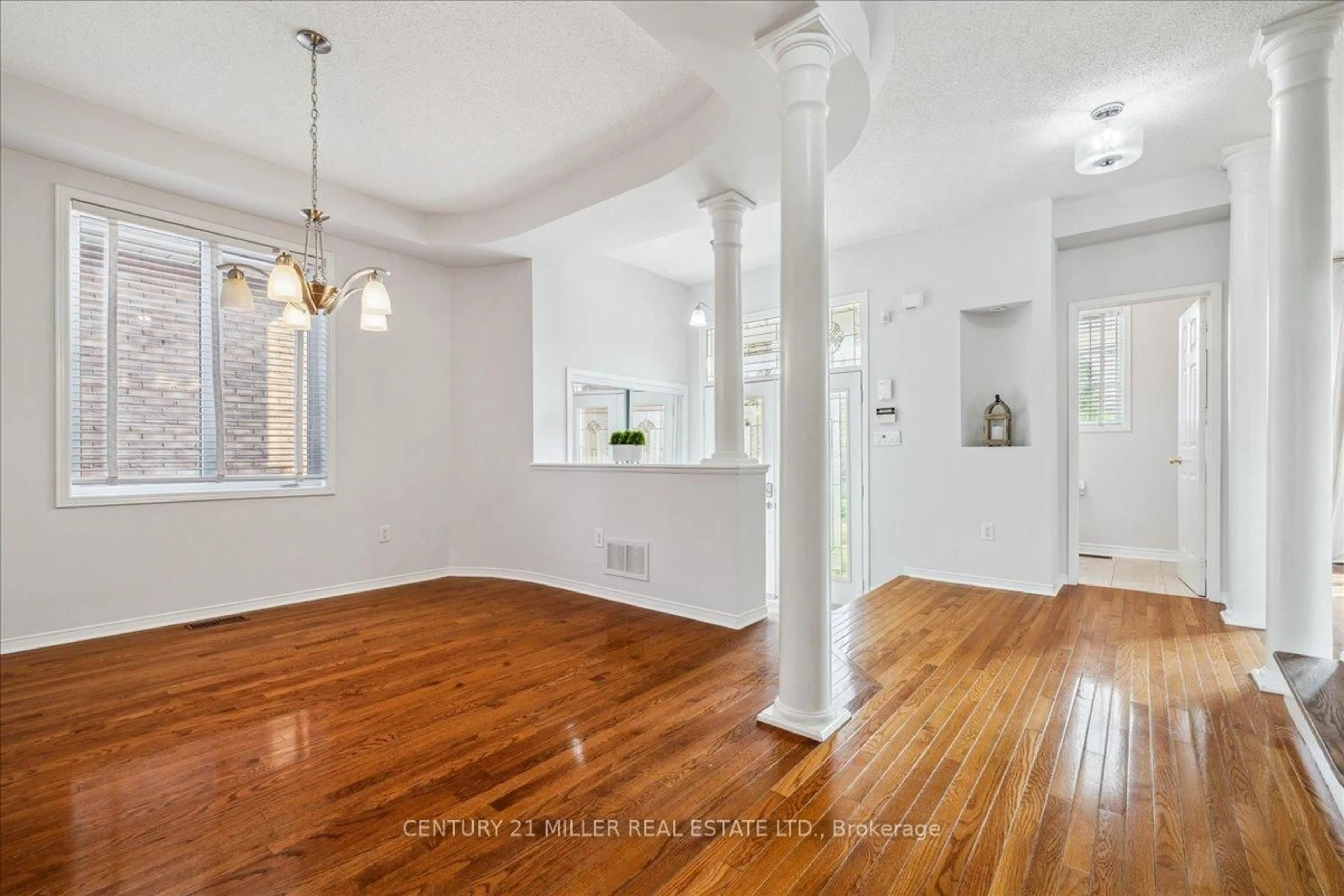 Unknown for 2203 Pheasant Lane, Oakville Ontario L6M 3R8