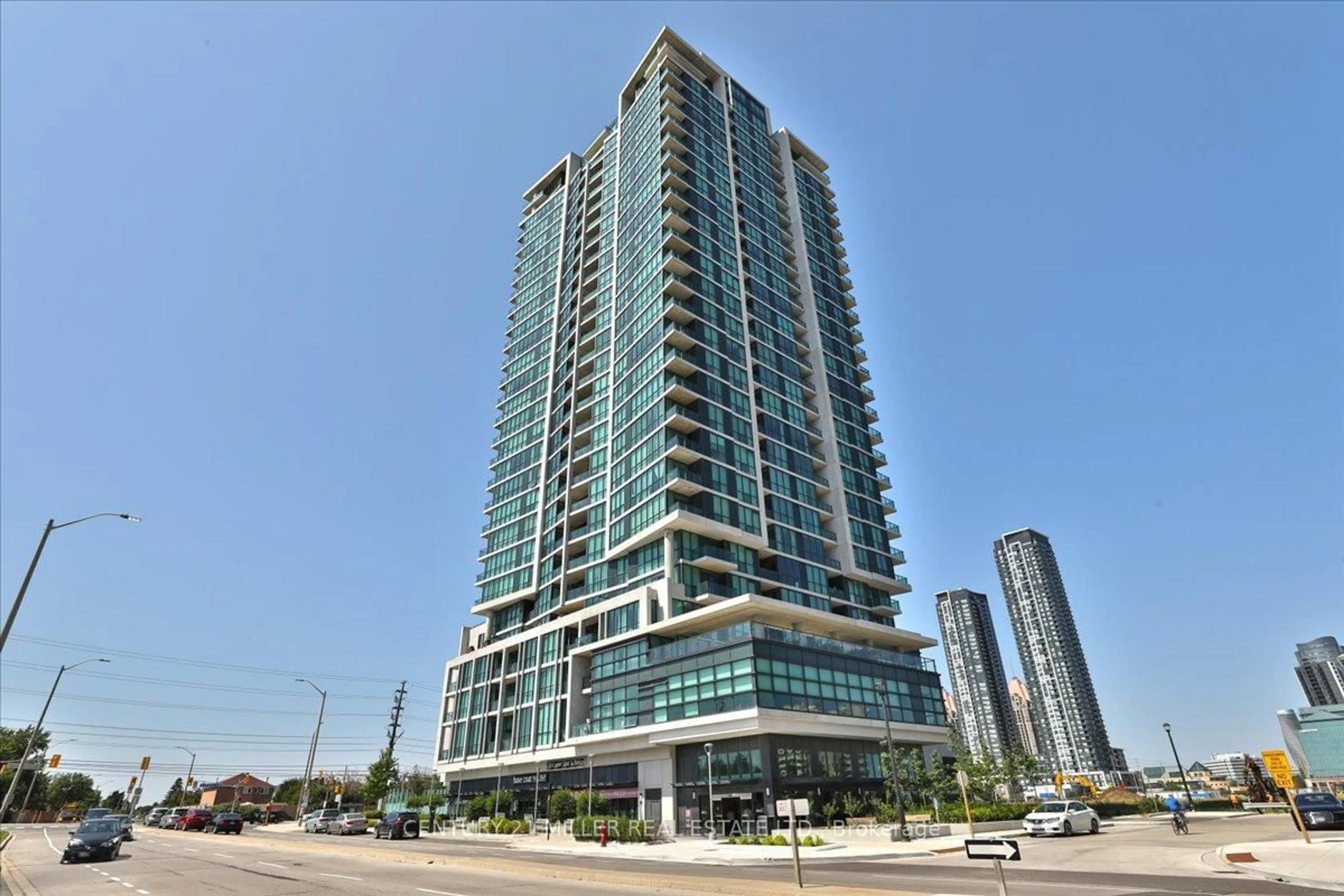 Indoor foyer for 3985 Grand Park Dr #2209, Mississauga Ontario L5B 0H8