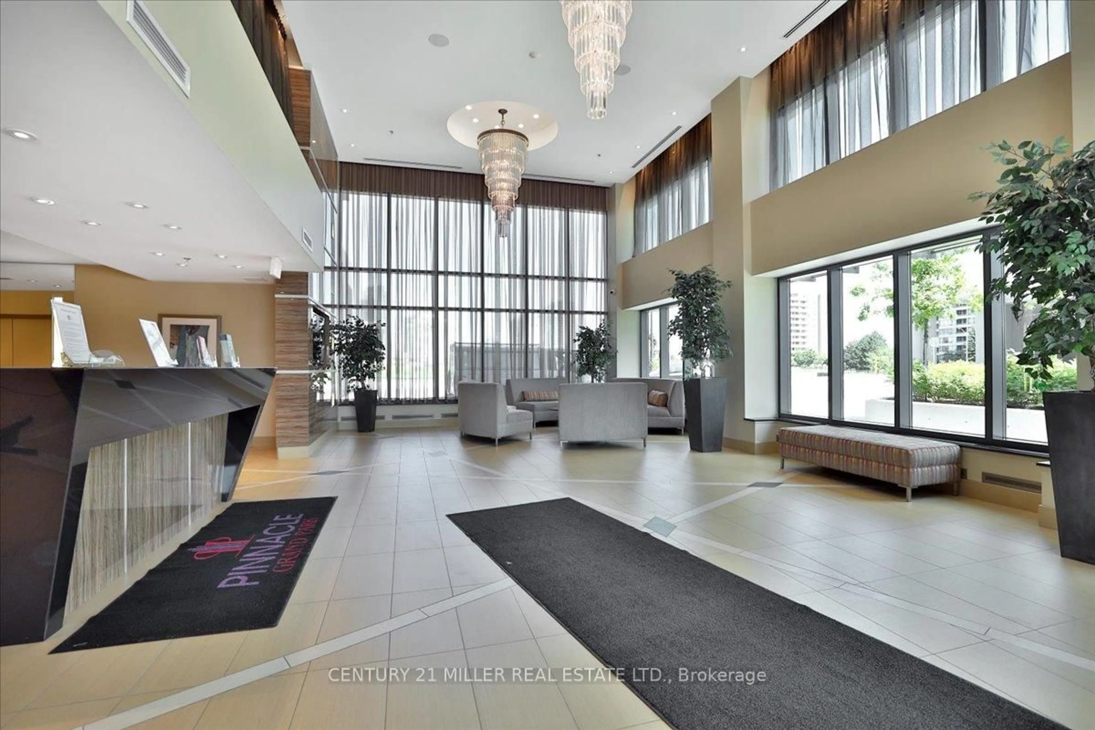 Indoor foyer for 3985 Grand Park Dr #2209, Mississauga Ontario L5B 0H8