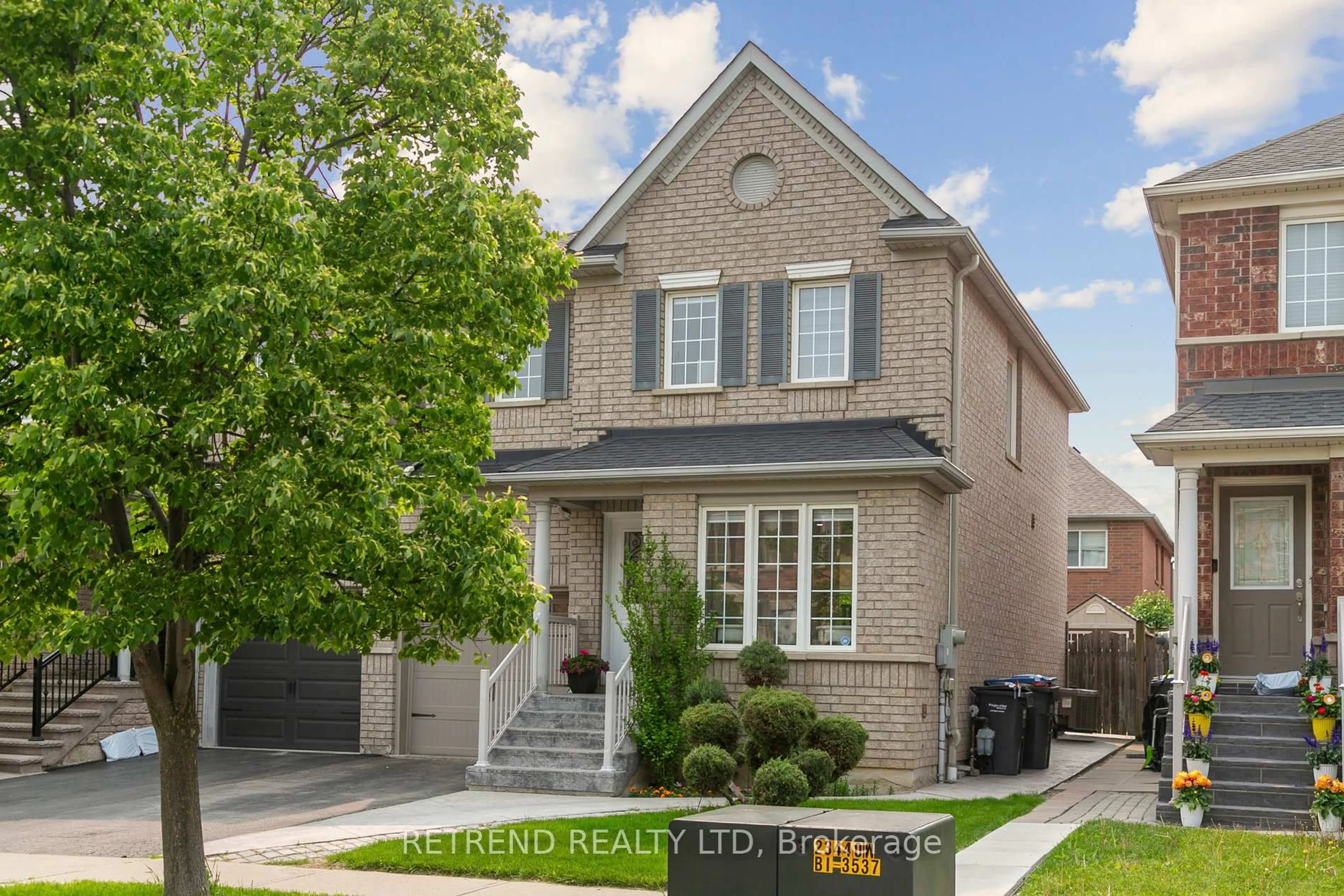 Home with brick exterior material, street for 3550 Stonecutter Cres, Mississauga Ontario L5M 7N6