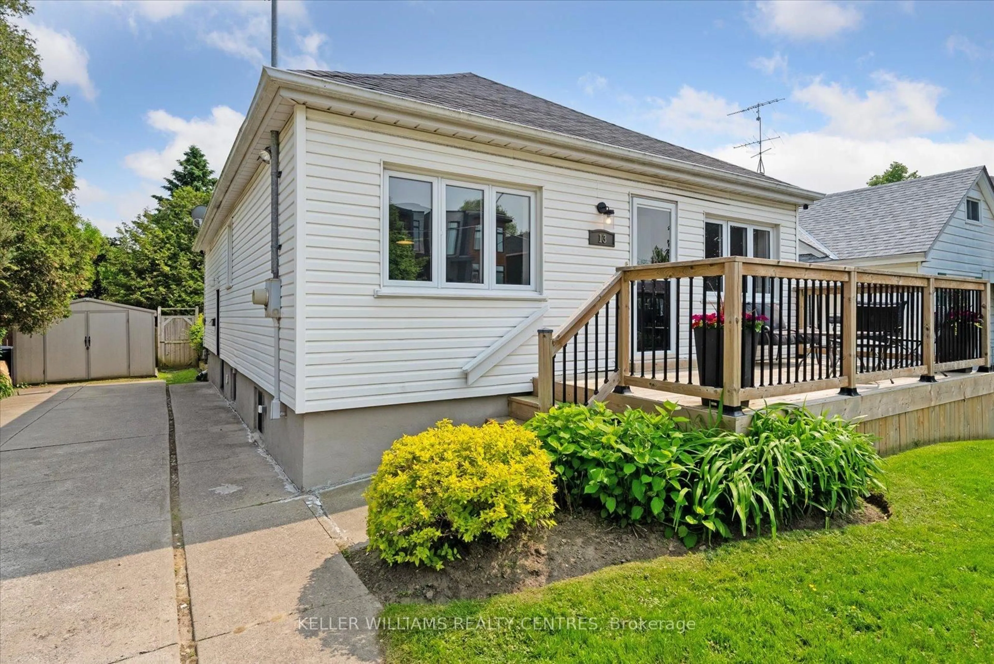 Home with vinyl exterior material, street for 13 Villa Rd, Toronto Ontario M8W 1M4