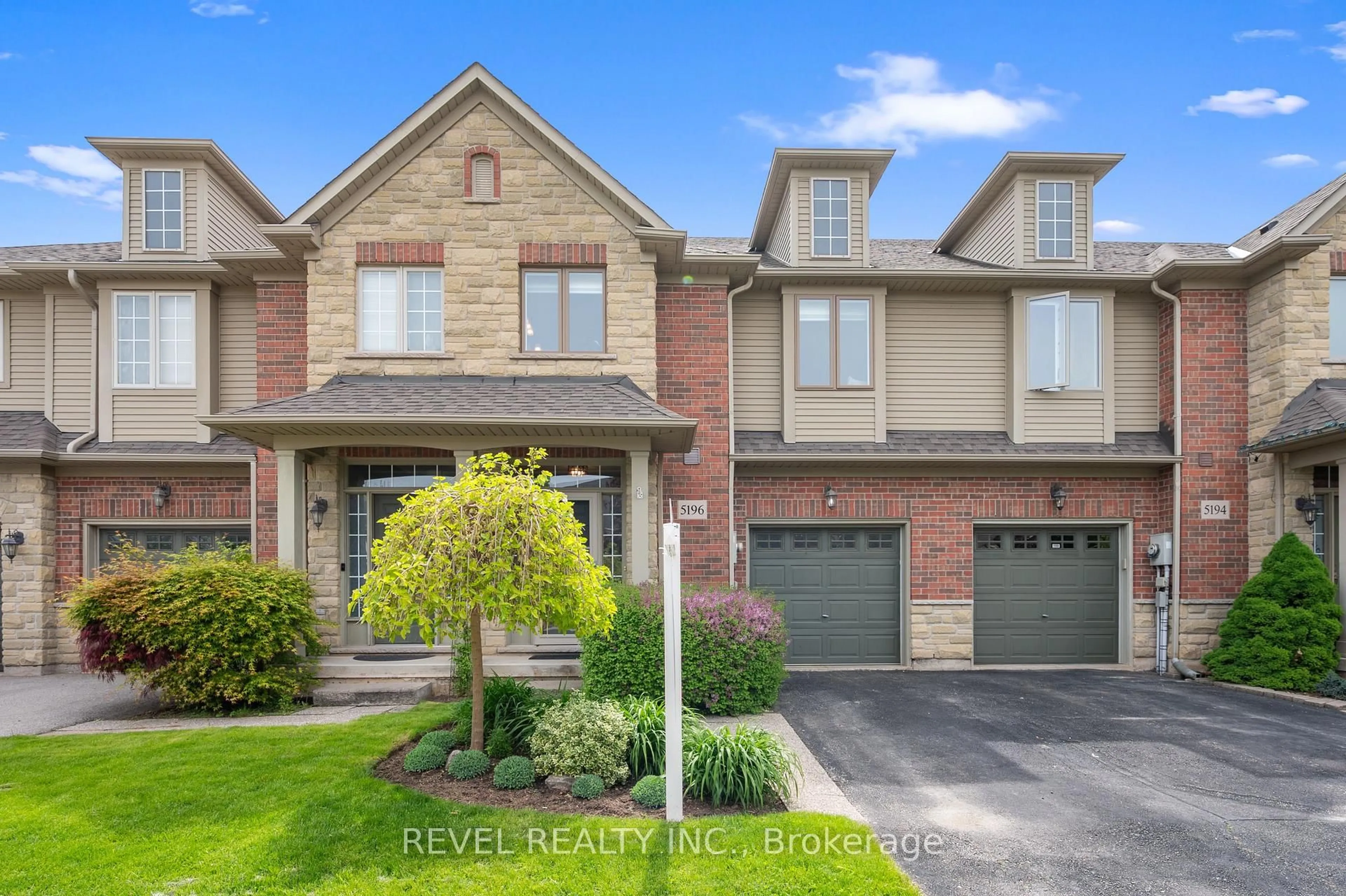 Home with brick exterior material, street for 5196 Dryden Ave, Burlington Ontario L7L 7J2