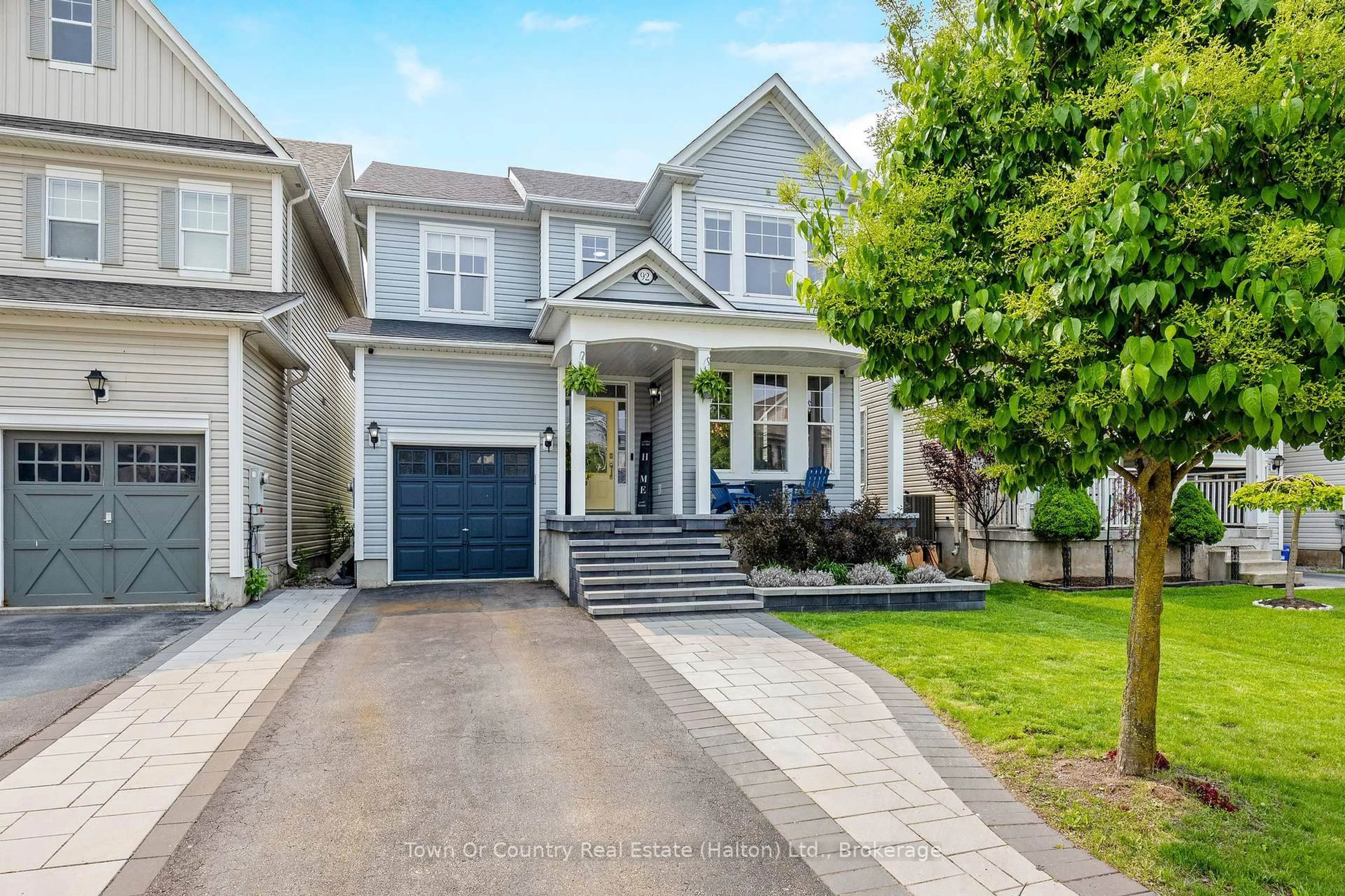 Home with brick exterior material, street for 92 Somerville Rd, Halton Hills Ontario L7J 2Z6