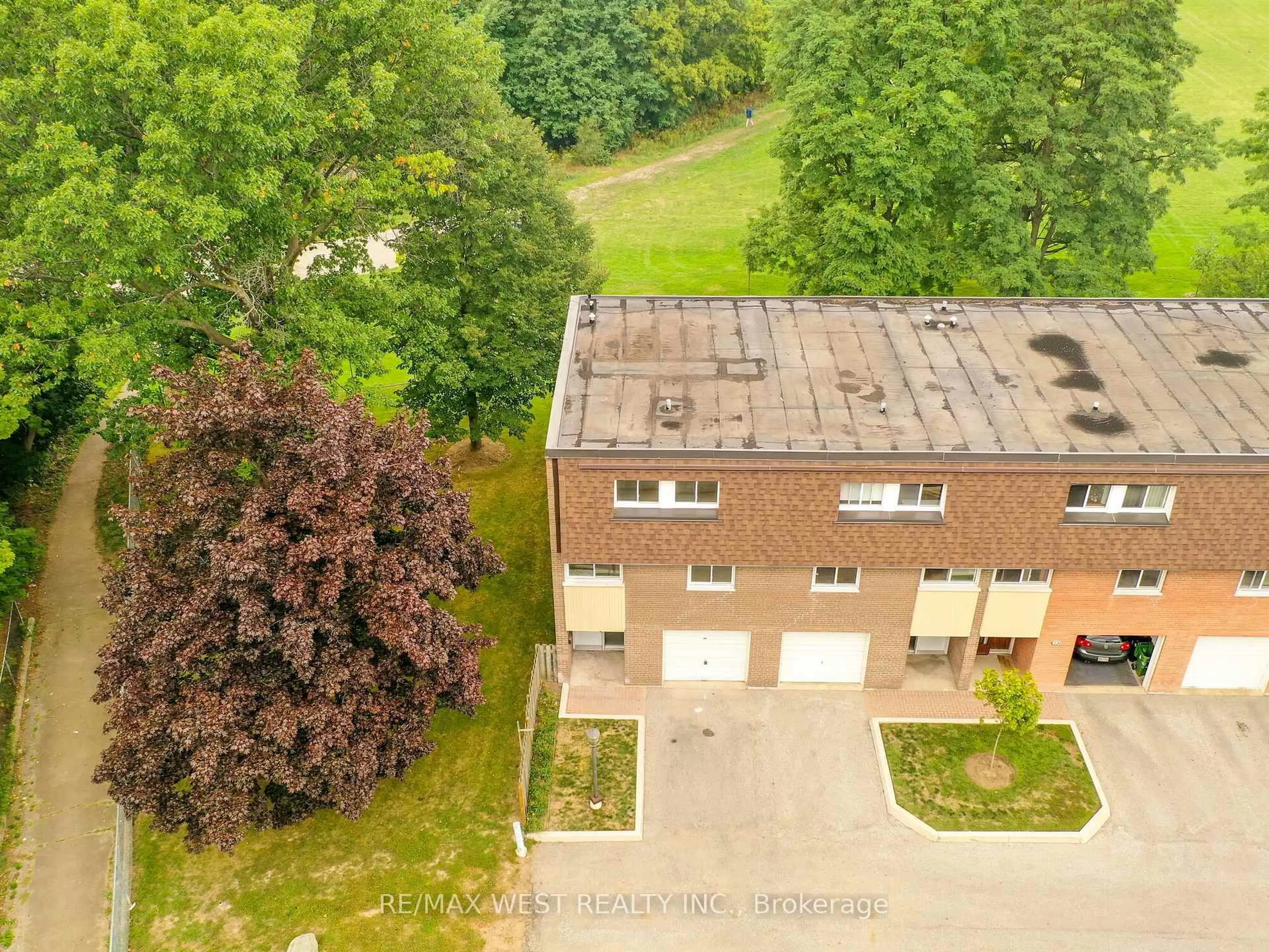 A pic from outside/outdoor area/front of a property/back of a property/a pic from drone, unknown for 22 Tandridge Cres #808, Toronto Ontario M9W 2P2