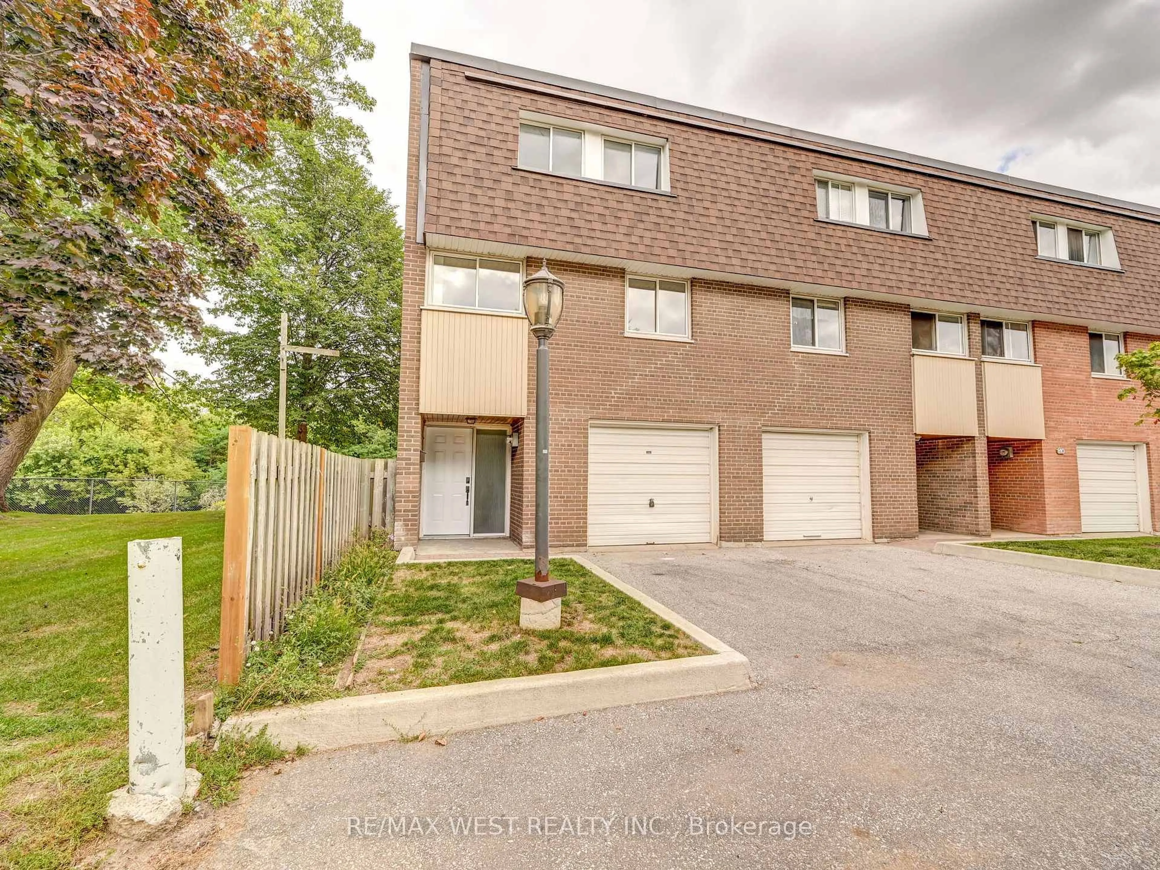 A pic from outside/outdoor area/front of a property/back of a property/a pic from drone, street for 22 Tandridge Cres #808, Toronto Ontario M9W 2P2