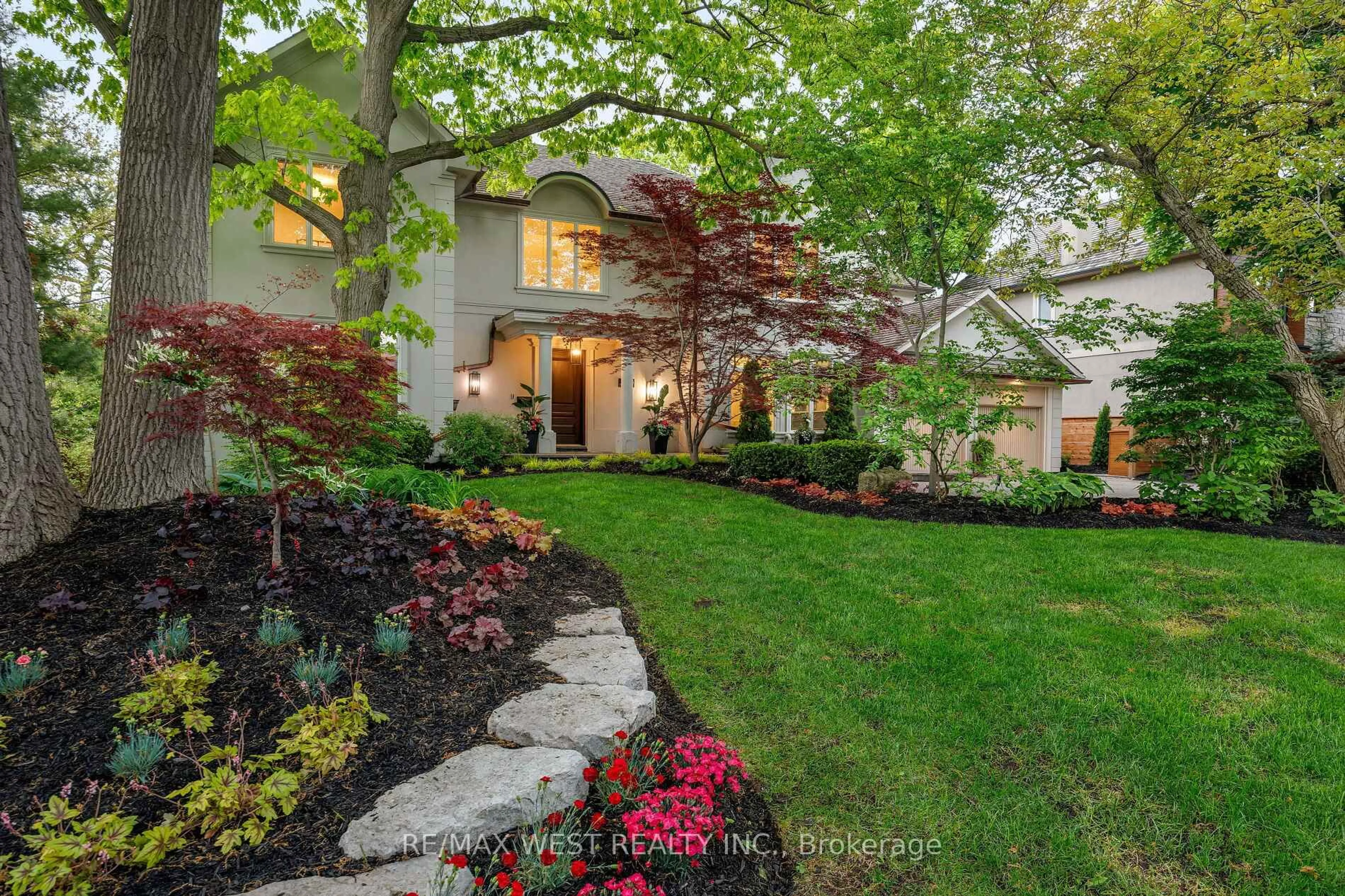 Unknown for 23 Valecrest Dr, Toronto Ontario M9A 4P4