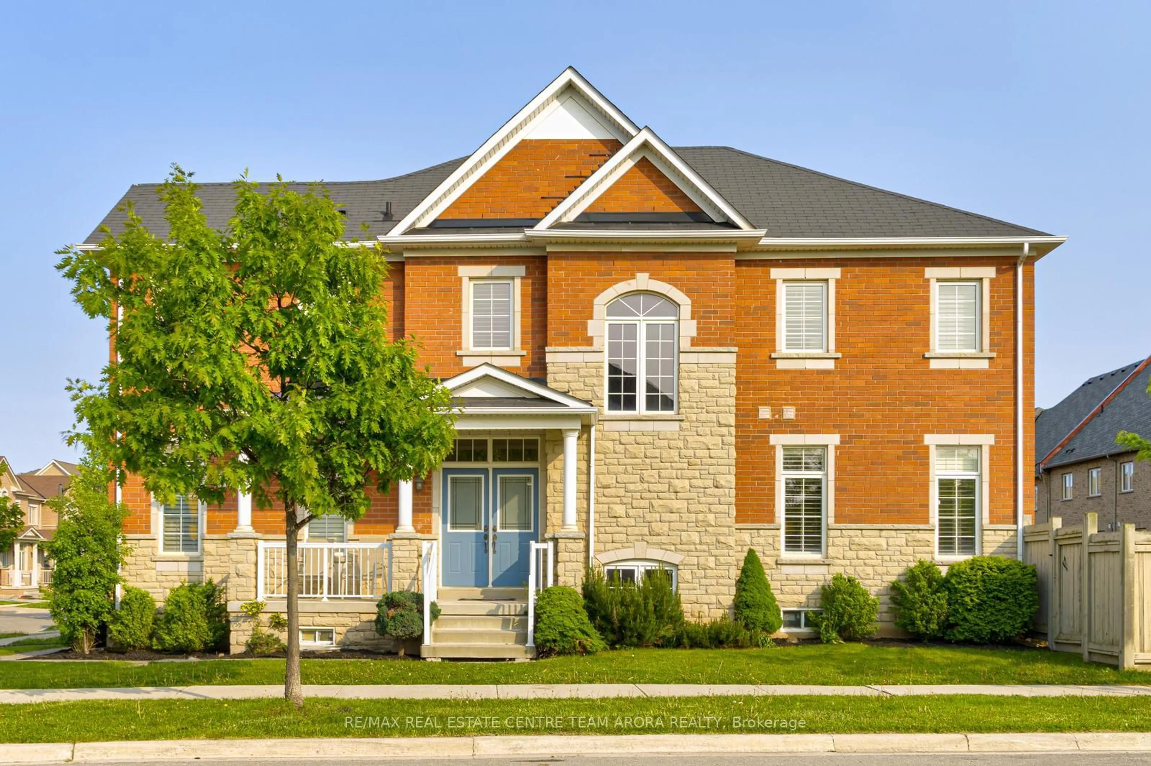 Home with brick exterior material, street for 28 Sixteen Mile Dr, Oakville Ontario L6M 0S7