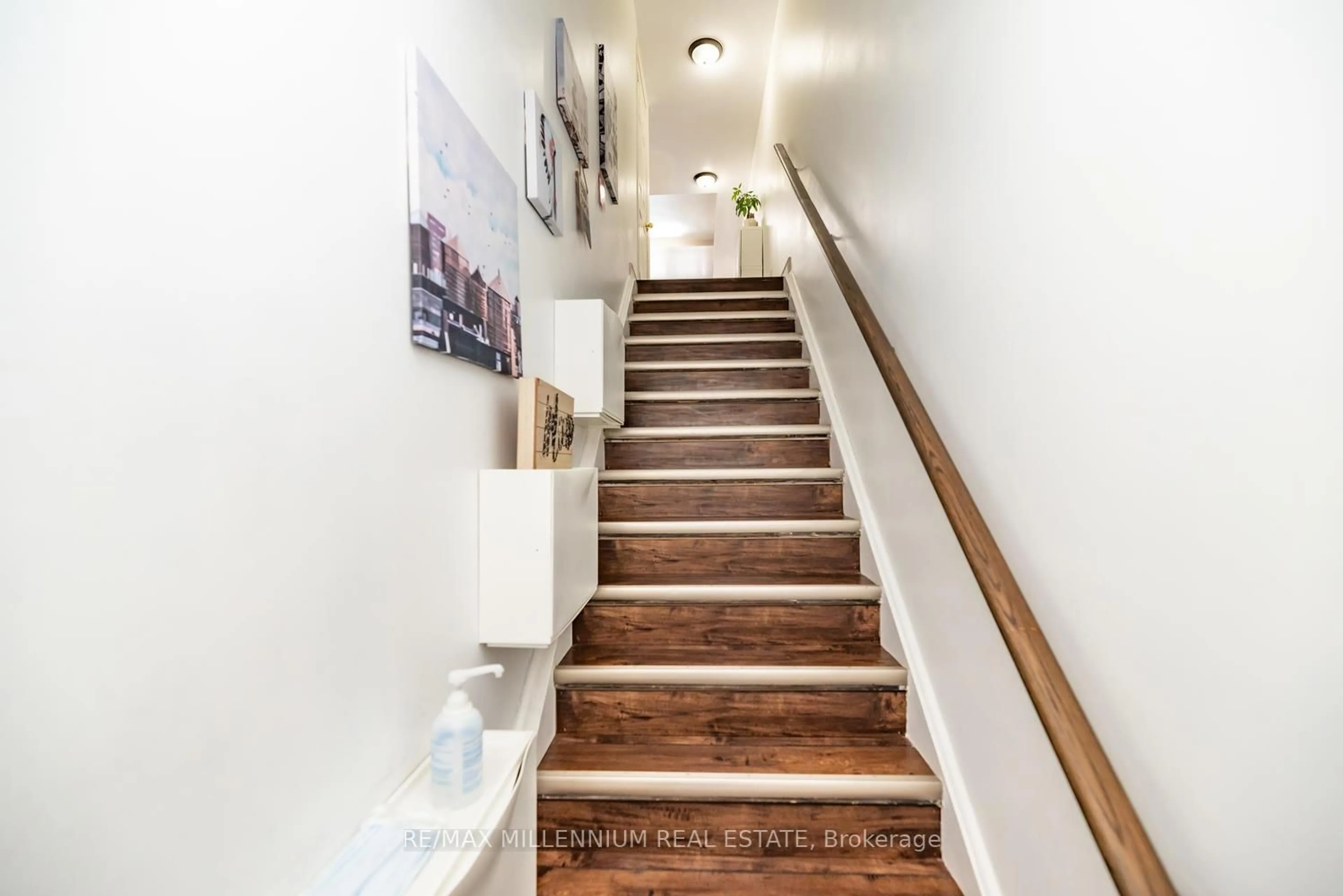 Stairs for 3045 Finch Ave #2093, Toronto Ontario M9M 0A5