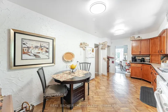 Additional property image - 30 Malvern Crt