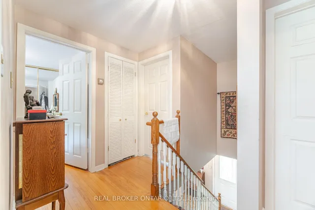 Additional property image - 30 Malvern Crt