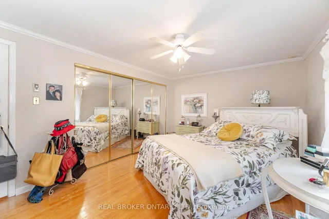 Additional property image - 30 Malvern Crt