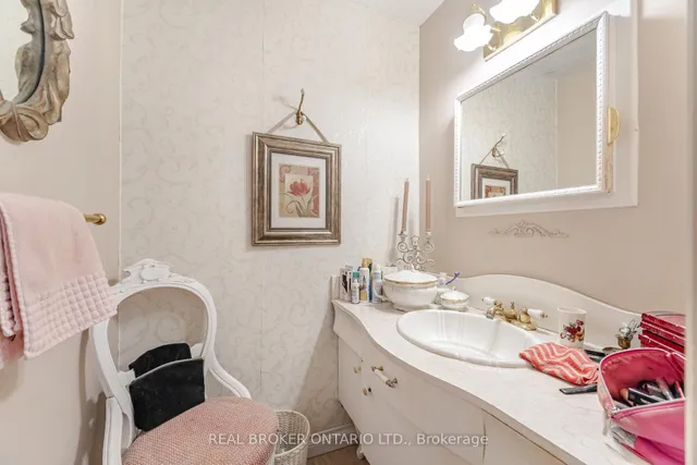 Additional property image - 30 Malvern Crt