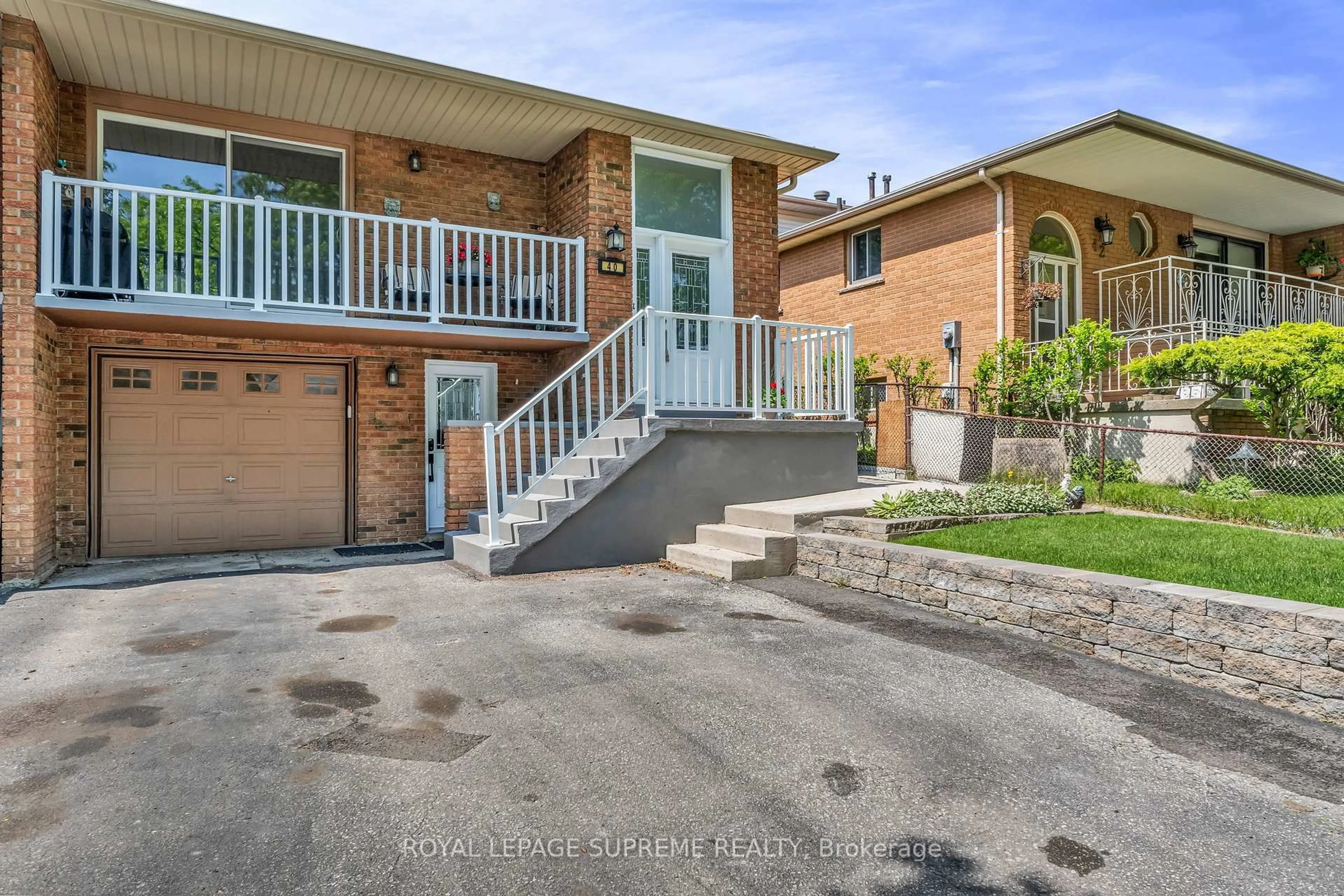 Unknown for 40 Petunias Rd, Brampton Ontario L6V 3G8