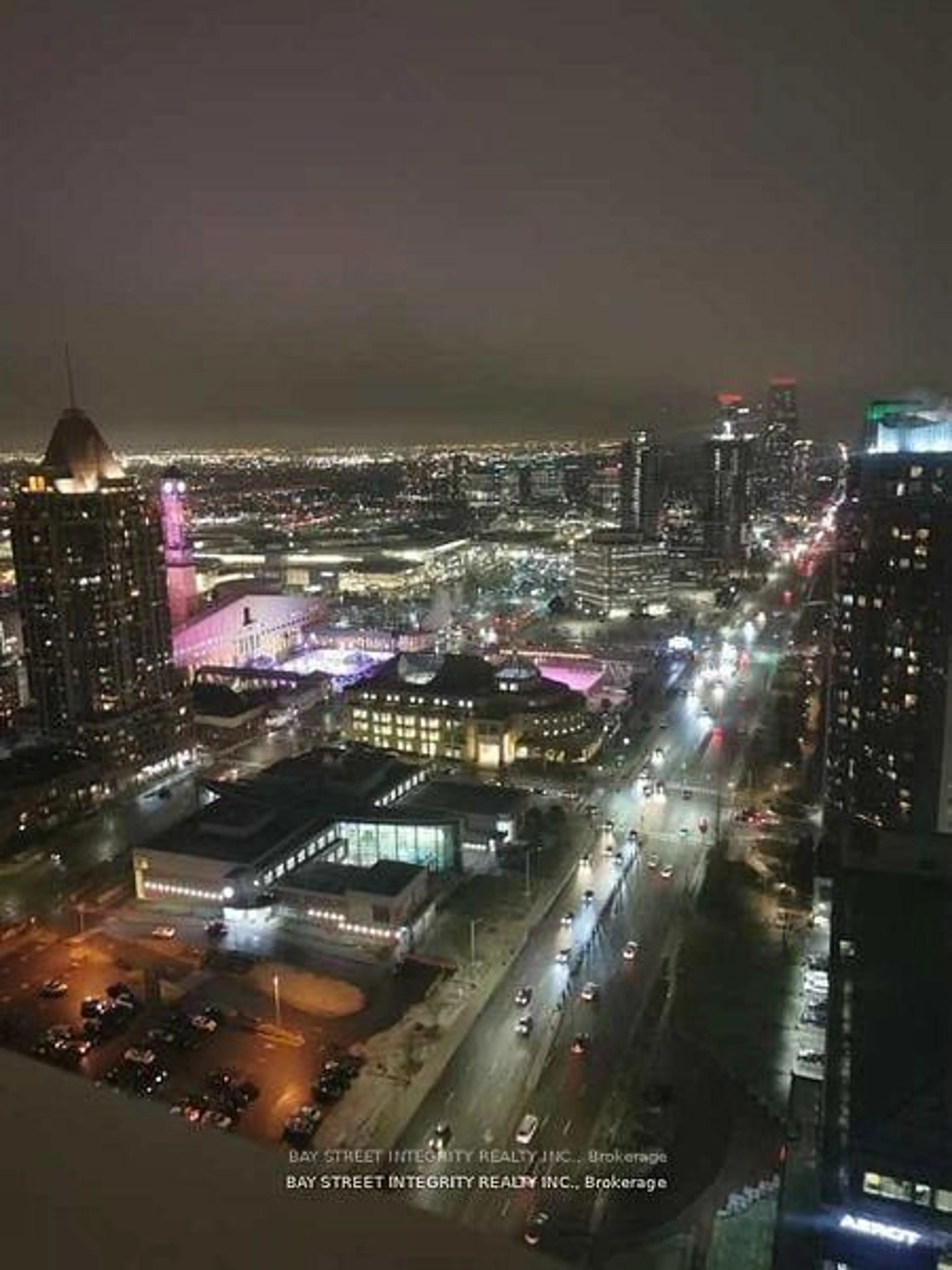 Blurry image for 3900 Confederation Pkwy #3212, Mississauga Ontario L5B 0M3