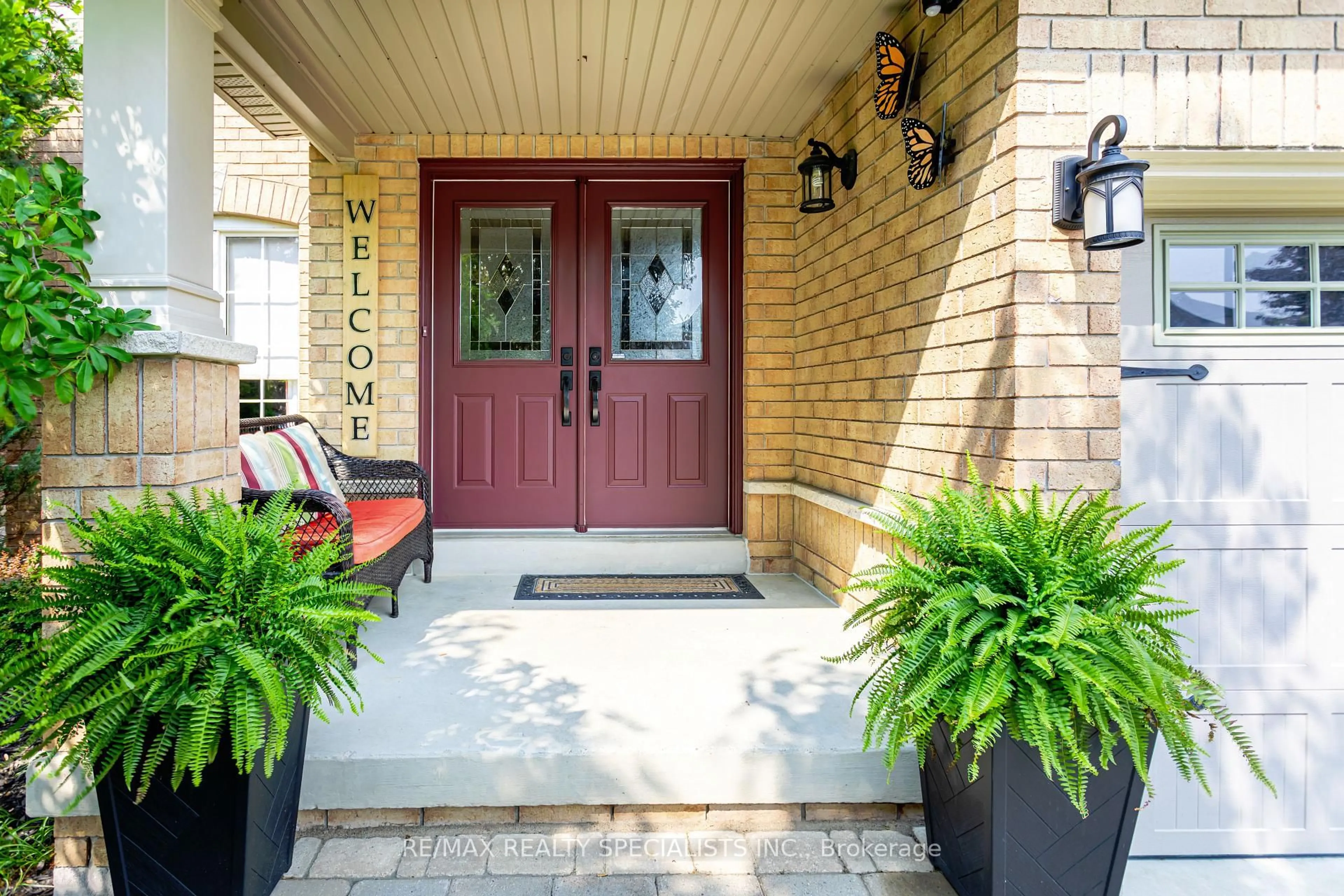 Indoor entryway for 5901 Agean Dr, Mississauga Ontario L5M 6R6