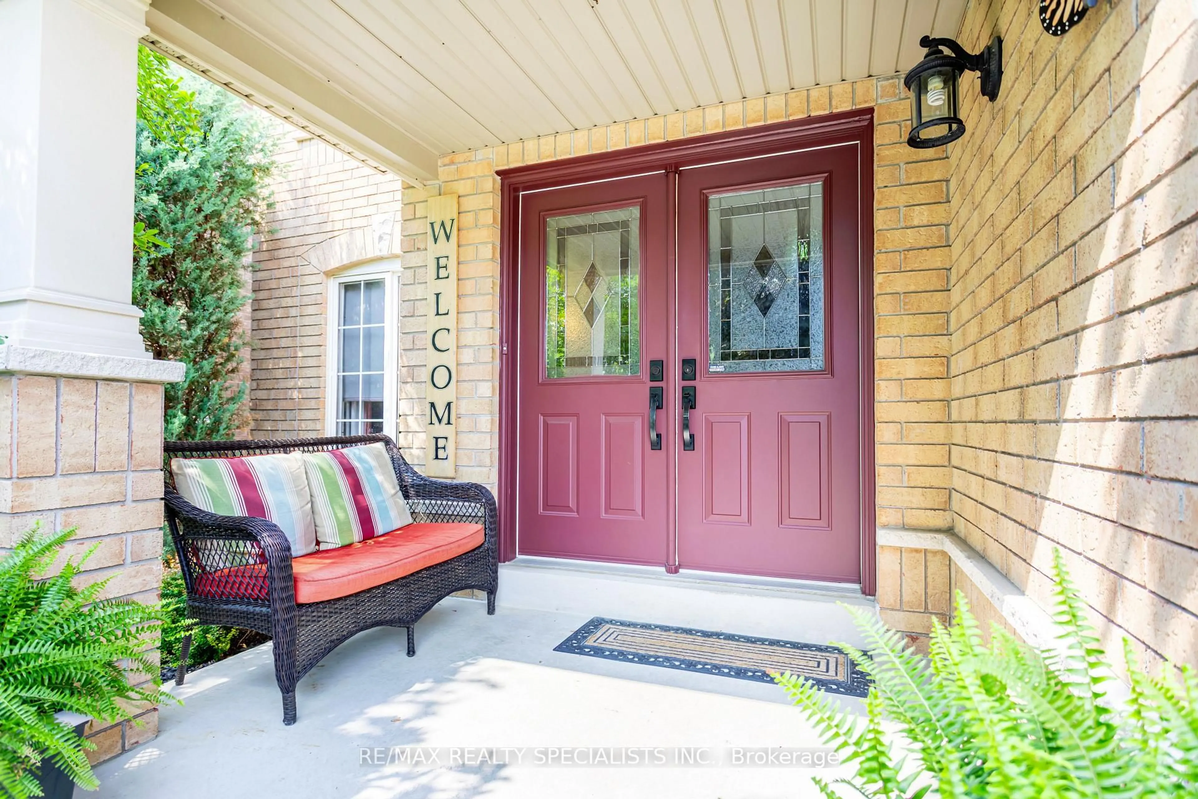 Indoor entryway for 5901 Agean Dr, Mississauga Ontario L5M 6R6