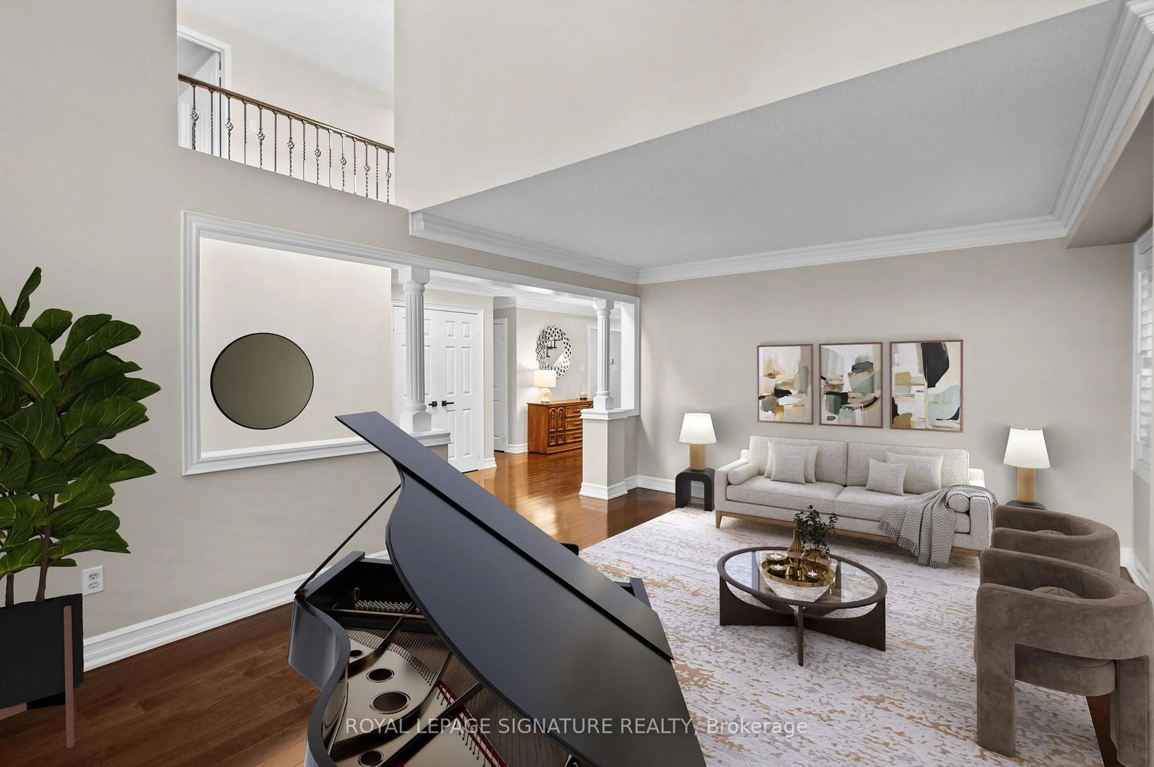 Living room with furniture, unknown for 2718 Quails Ru, Mississauga Ontario L5M 5K3
