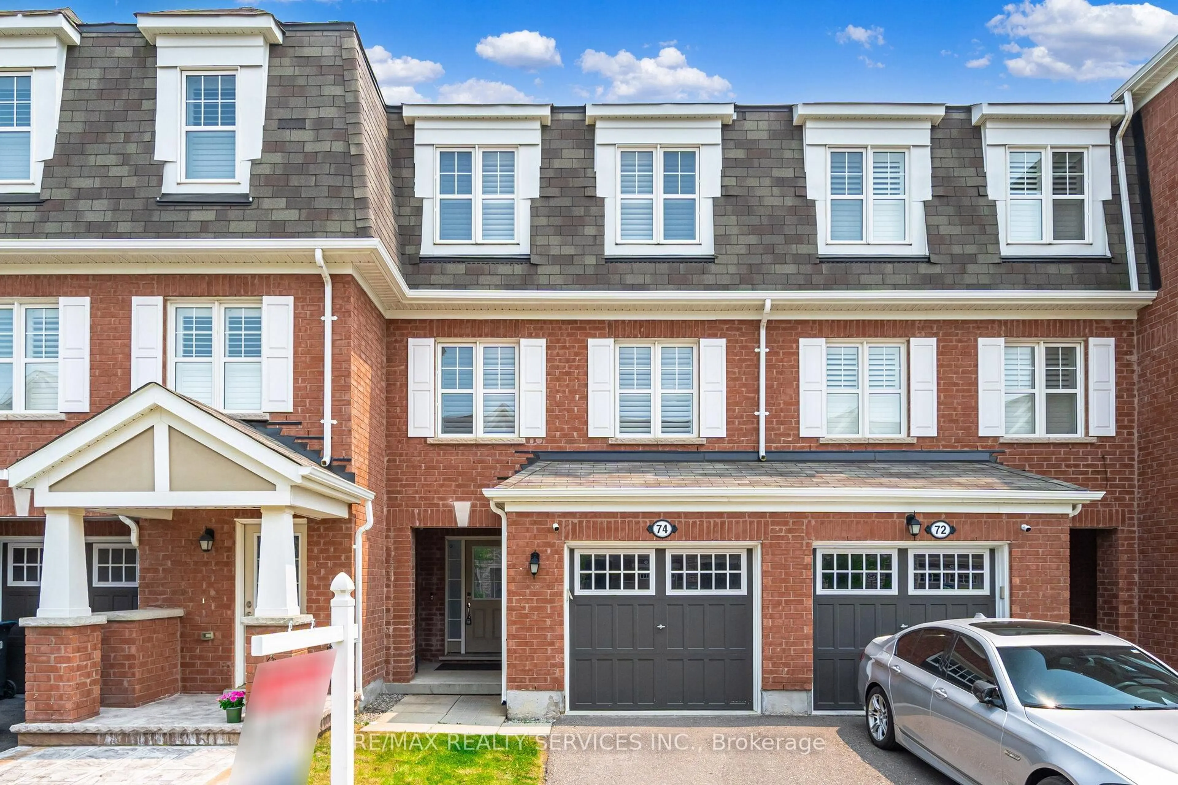 Home with brick exterior material, street for 74 Metro Cres, Brampton Ontario L7A 4P1