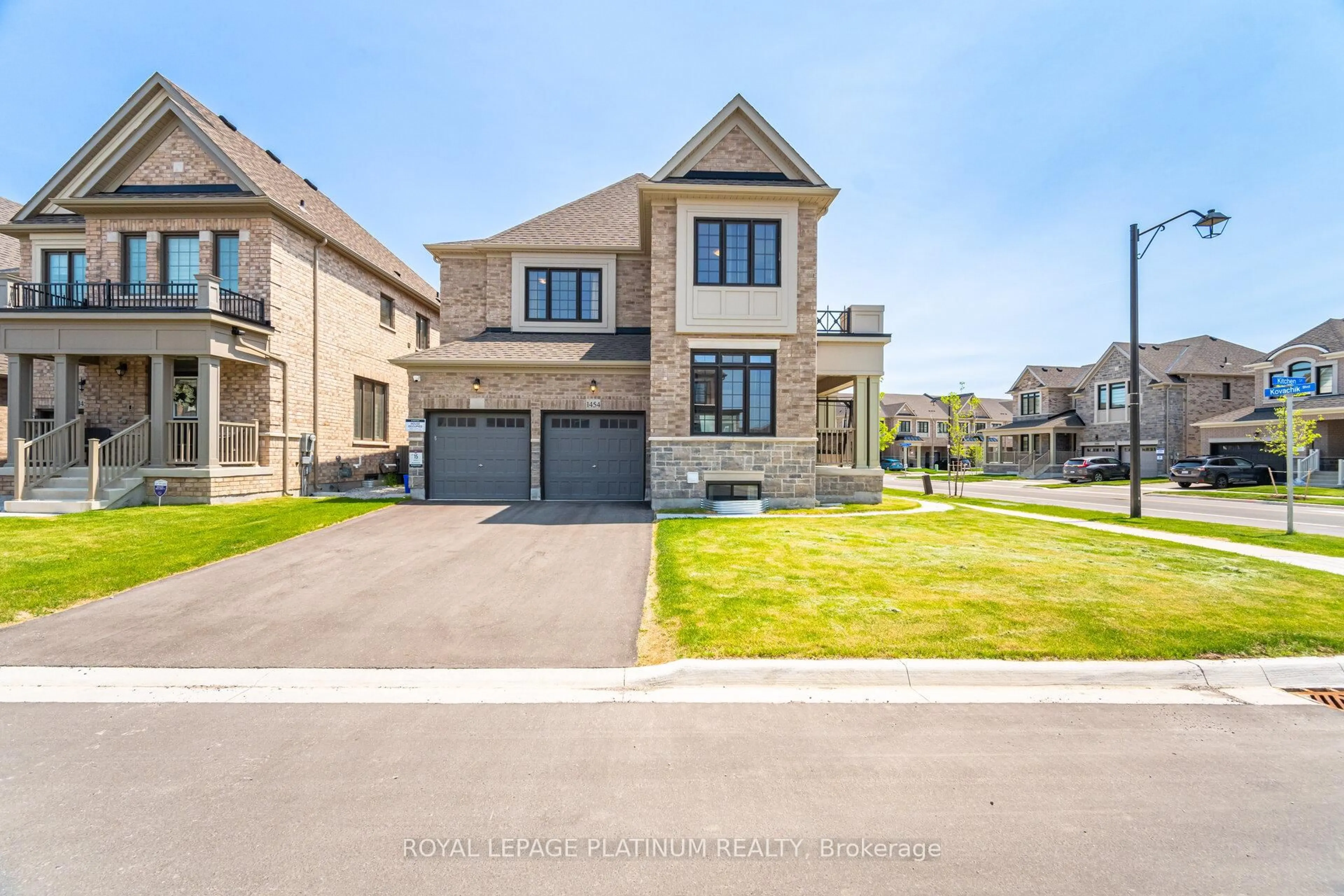 Home with brick exterior material, street for 1454 Kitchen Crt, Milton Ontario L9E 1T6