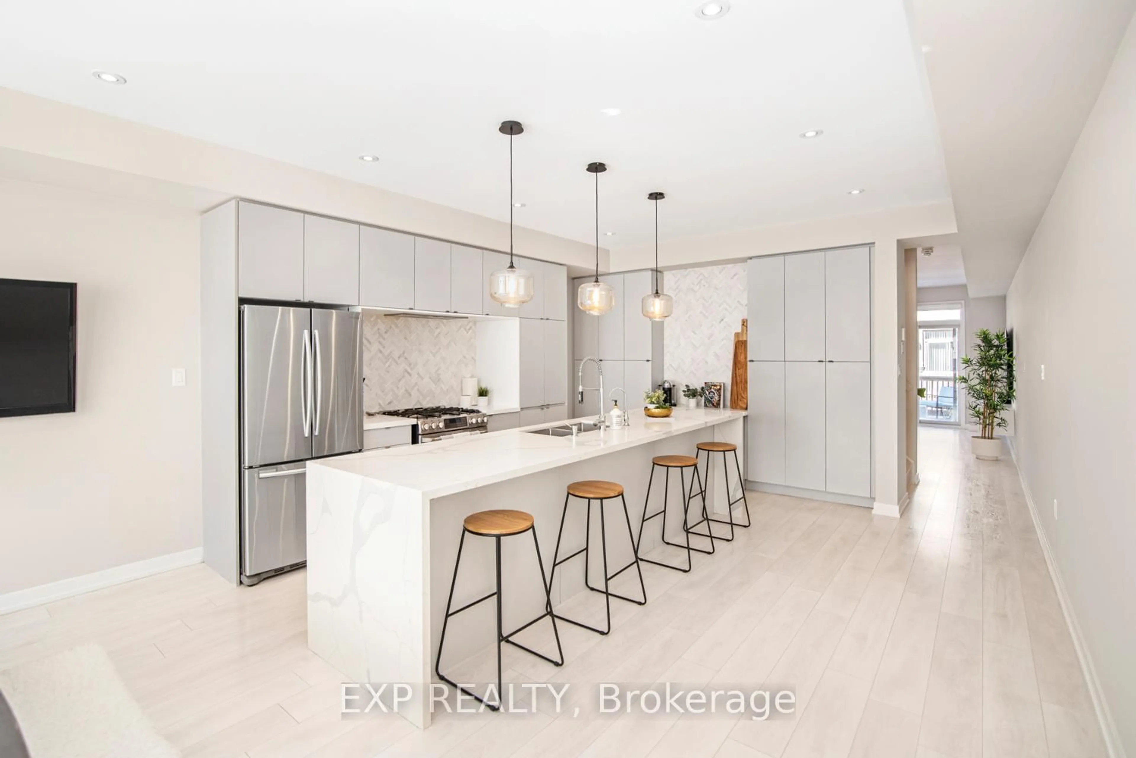 Contemporary kitchen, ceramic/tile floor for 177 Huguenot Rd, Oakville Ontario L6H 0L4