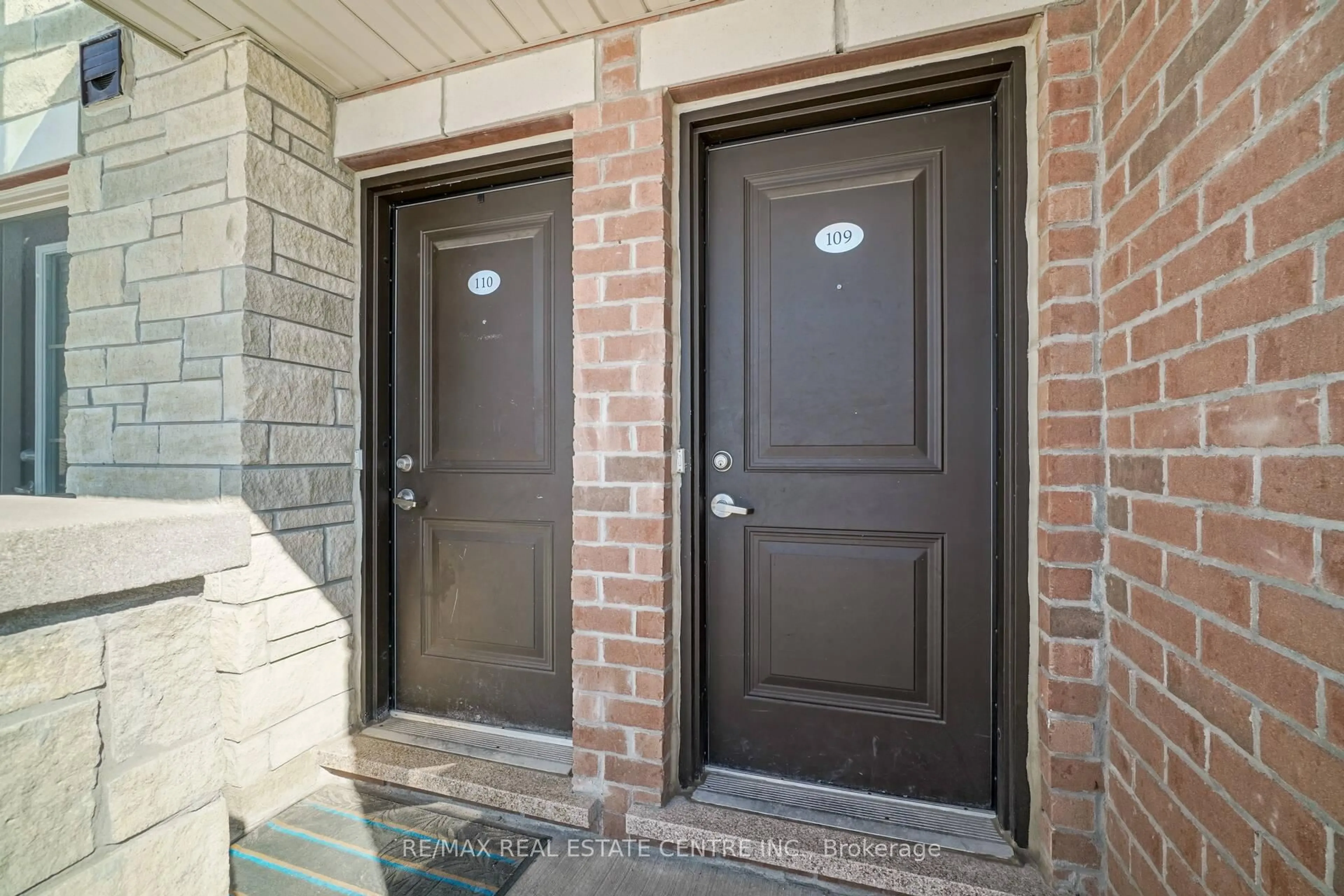 Indoor entryway for 200 Veterans Dr #109, Brampton Ontario L7A 4S6