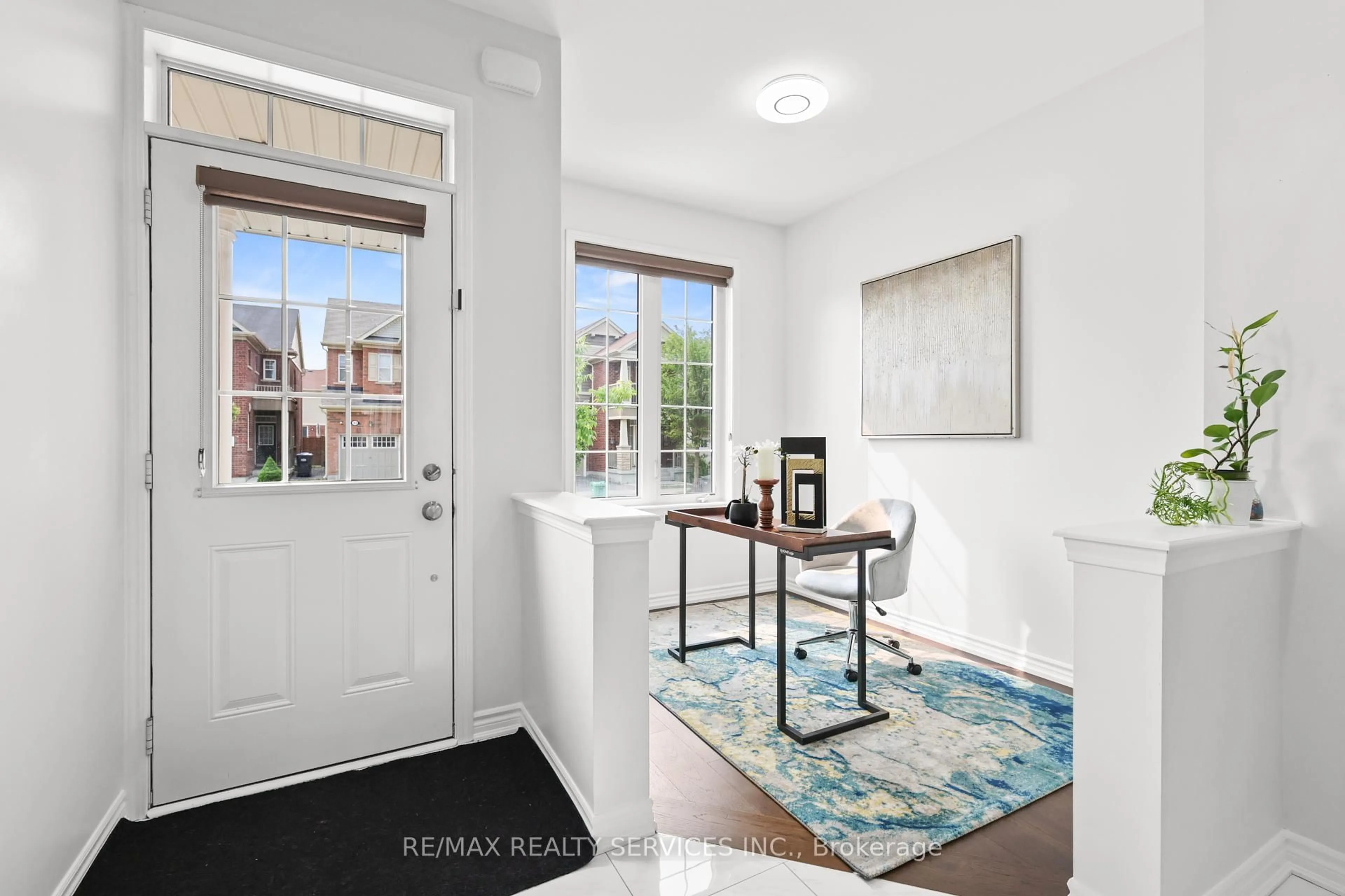 Indoor entryway for 26 Troyer St, Brampton Ontario L7A 4T3