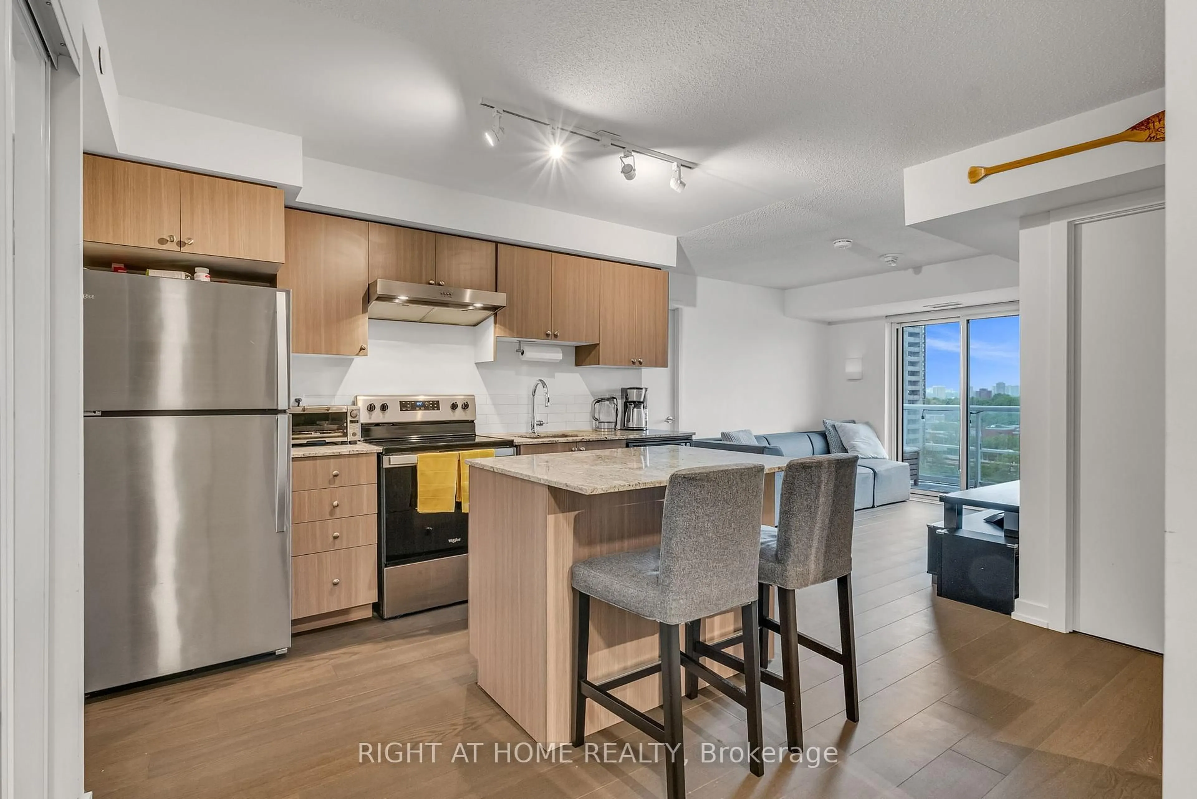 Open concept kitchen, unknown for 10 Wilby Cres #908, Toronto Ontario M9N 0B6