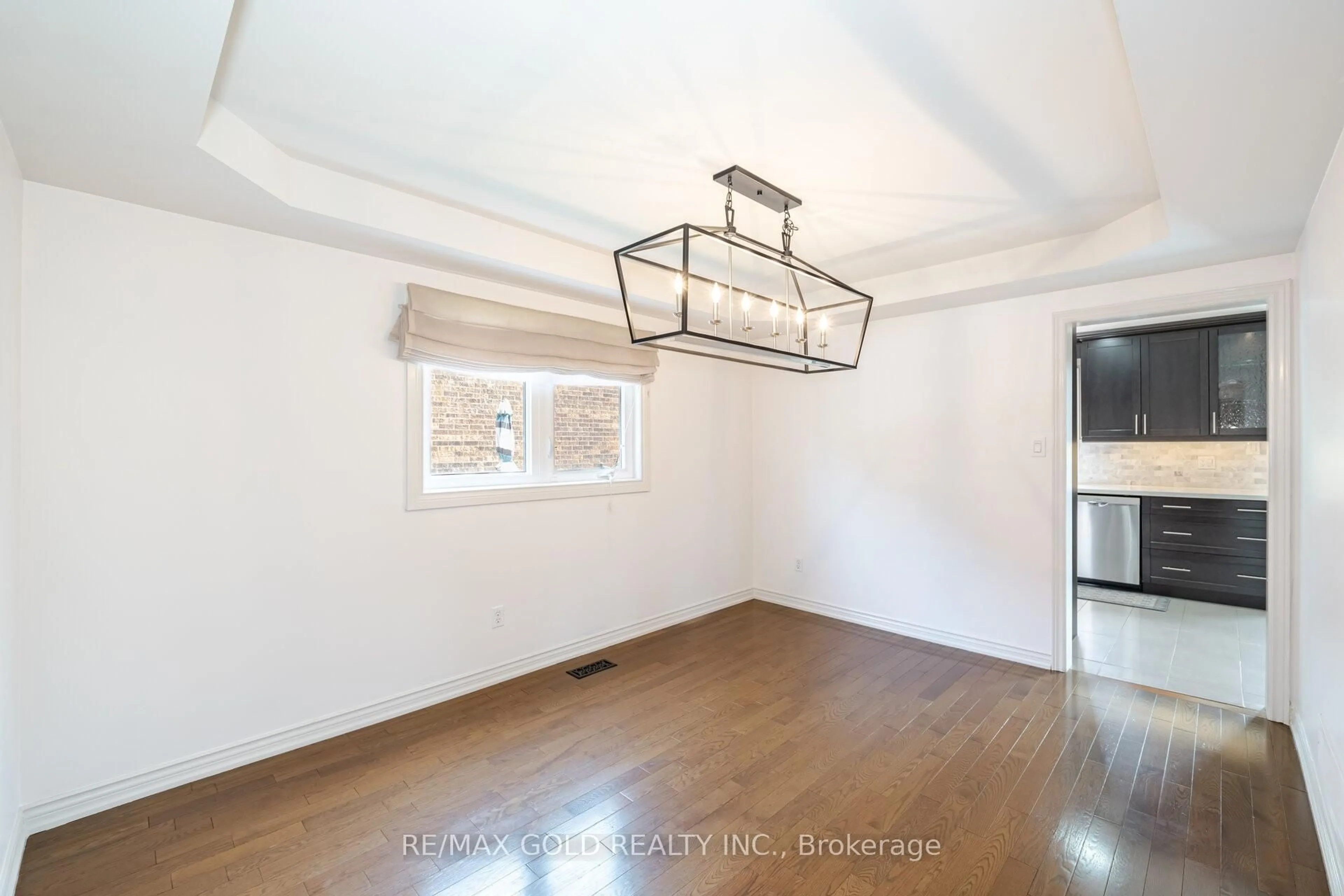 A pic of a room for 38 Esposito Dr, Caledon Ontario L7E 1T4