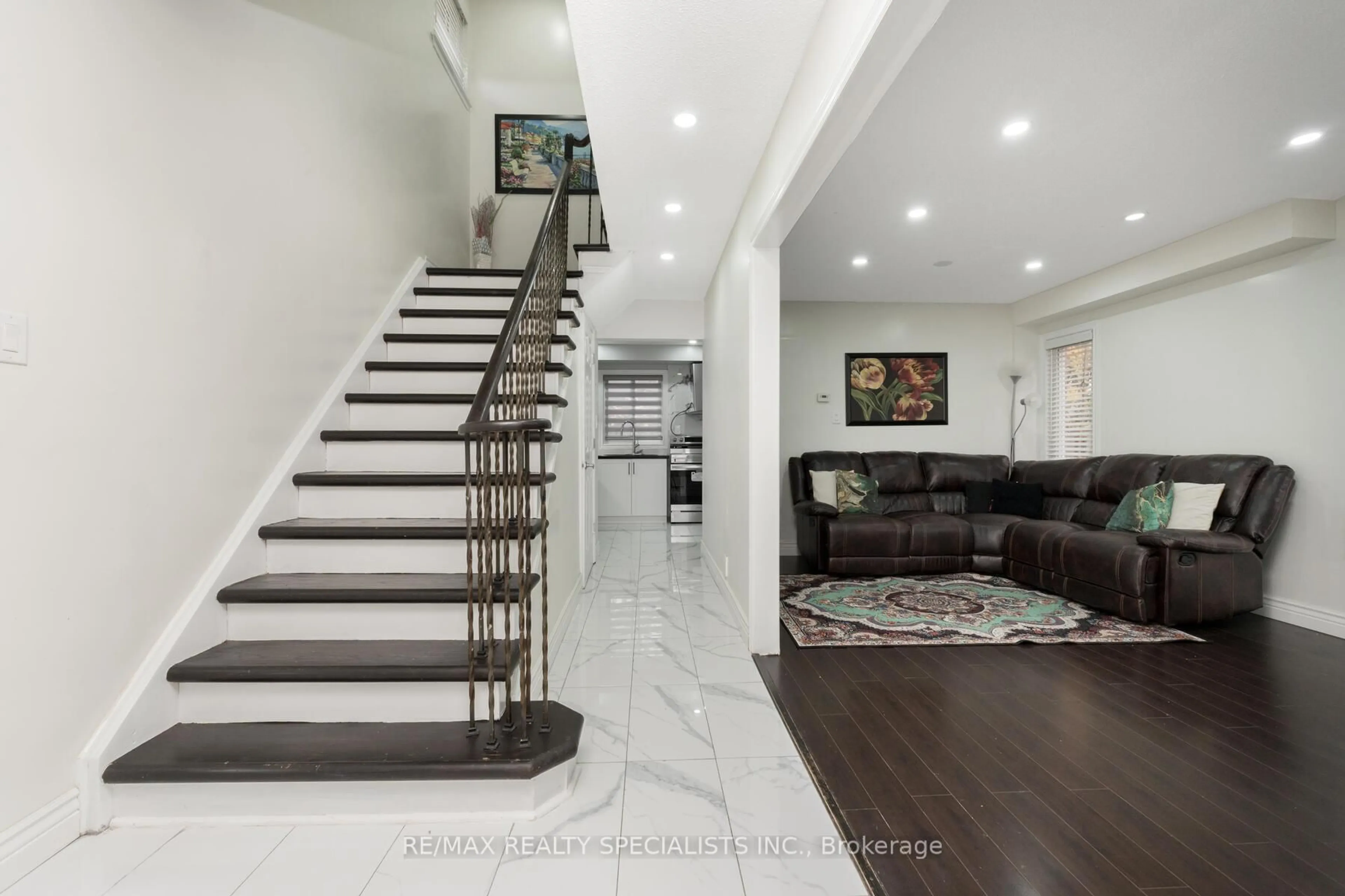 Unknown for 148 Sunforest Dr, Brampton Ontario L6Z 2B6