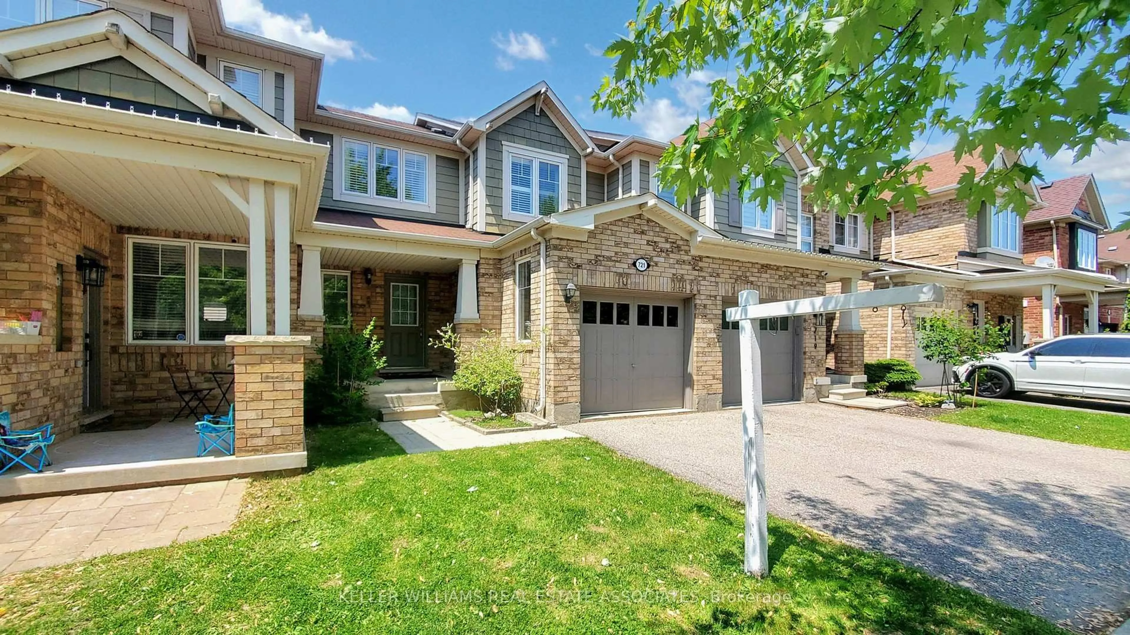 Home with brick exterior material, street for 721 Shortreed Cres, Milton Ontario L9T 0E7