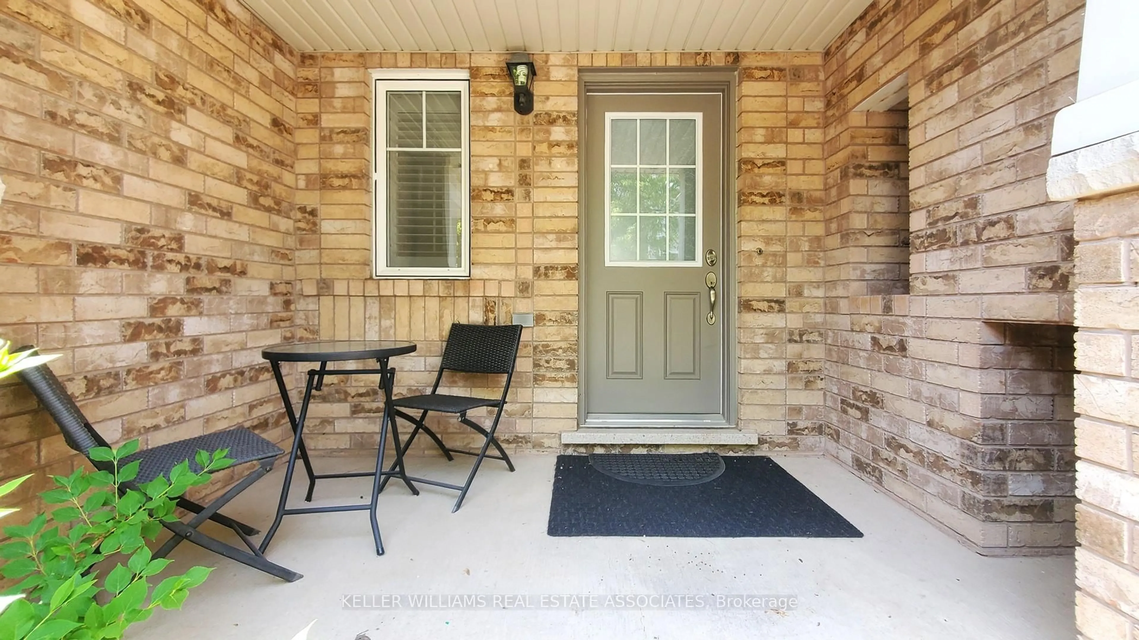 Unknown for 721 Shortreed Cres, Milton Ontario L9T 0E7