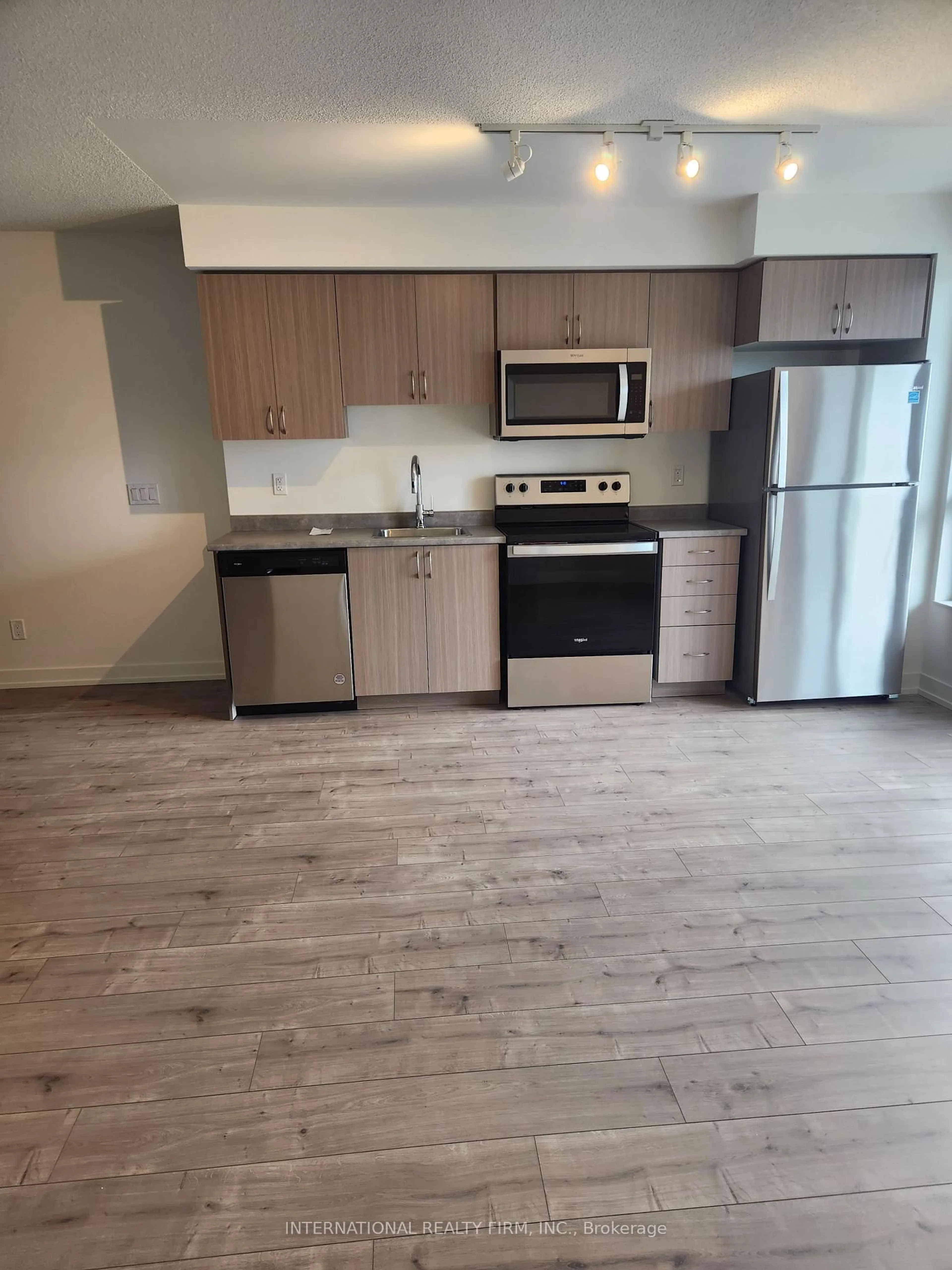 Standard kitchen, wood/laminate floor for 10 Wilby Cres #909, Toronto Ontario M9N 1E5