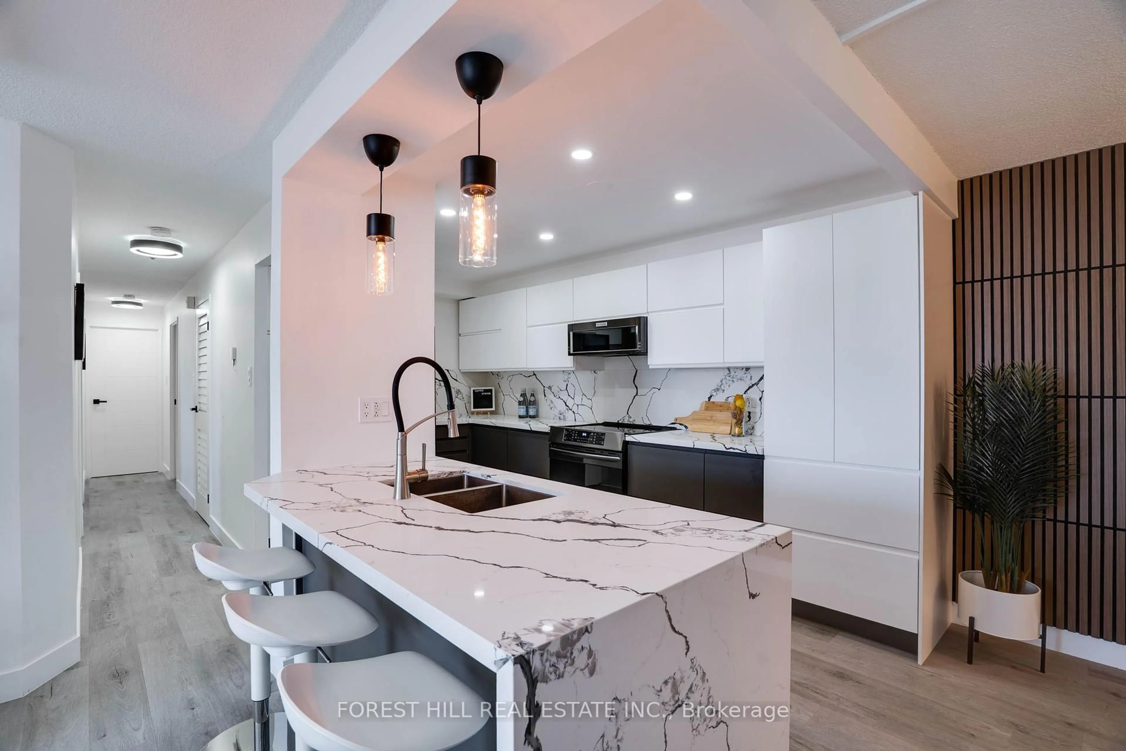 Contemporary kitchen, ceramic/tile floor for 236 Albion Rd #1811, Toronto Ontario M9W 6A6