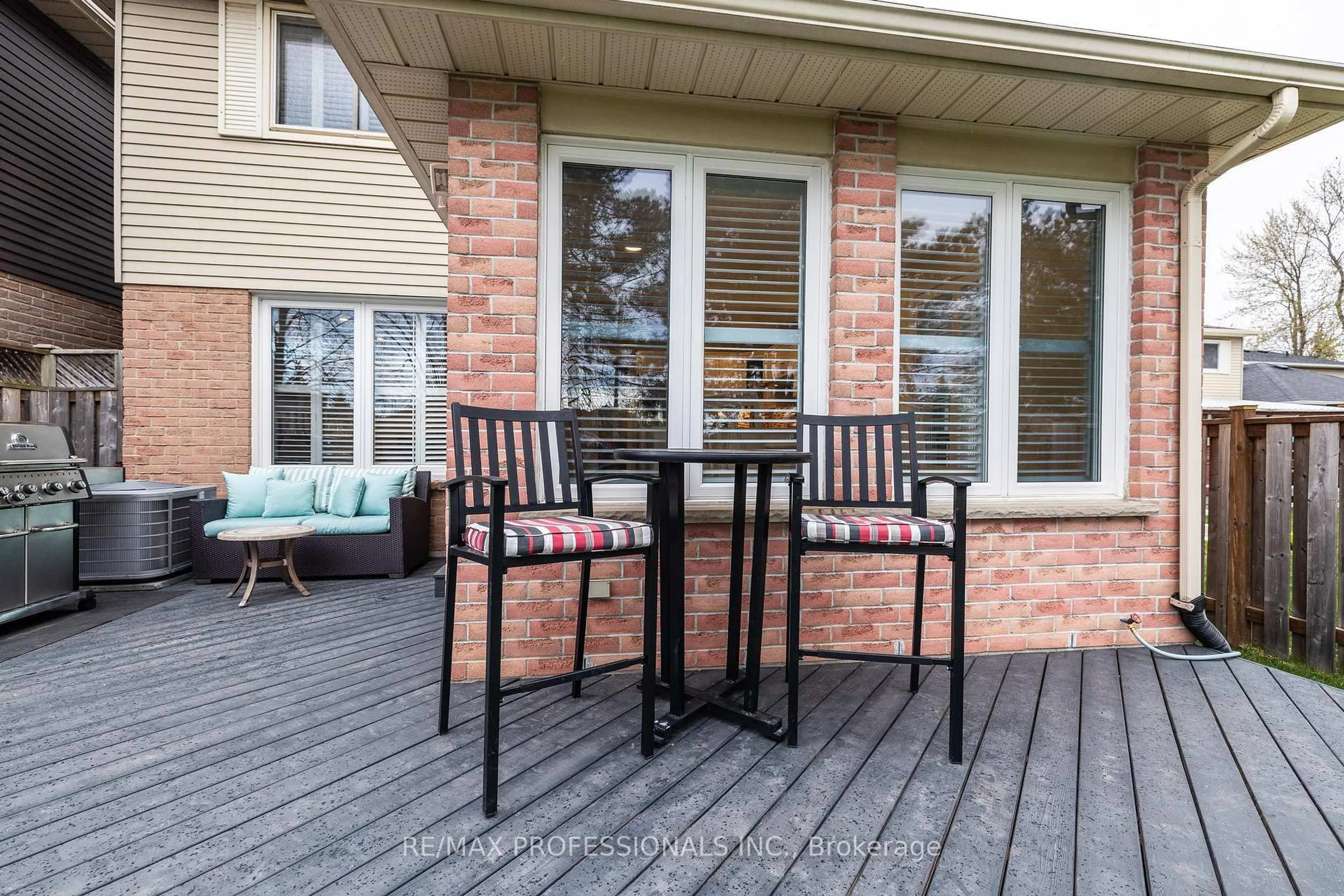 Patio, street for 3140 Anderson Cres, Mississauga Ontario L5N 2Y5