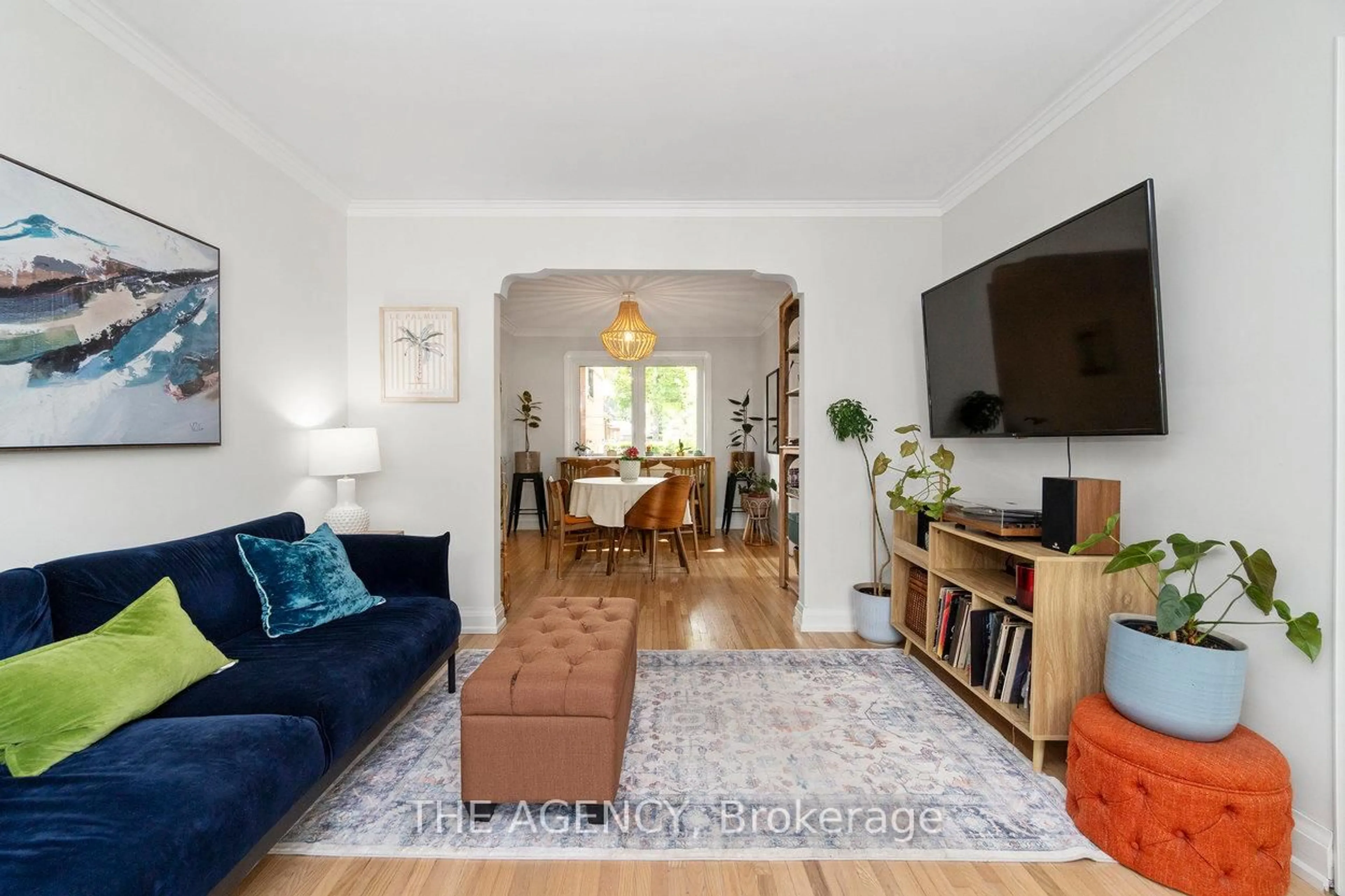 Living room with furniture, unknown for 94 Alder Cres, Toronto Ontario M8V 2H8