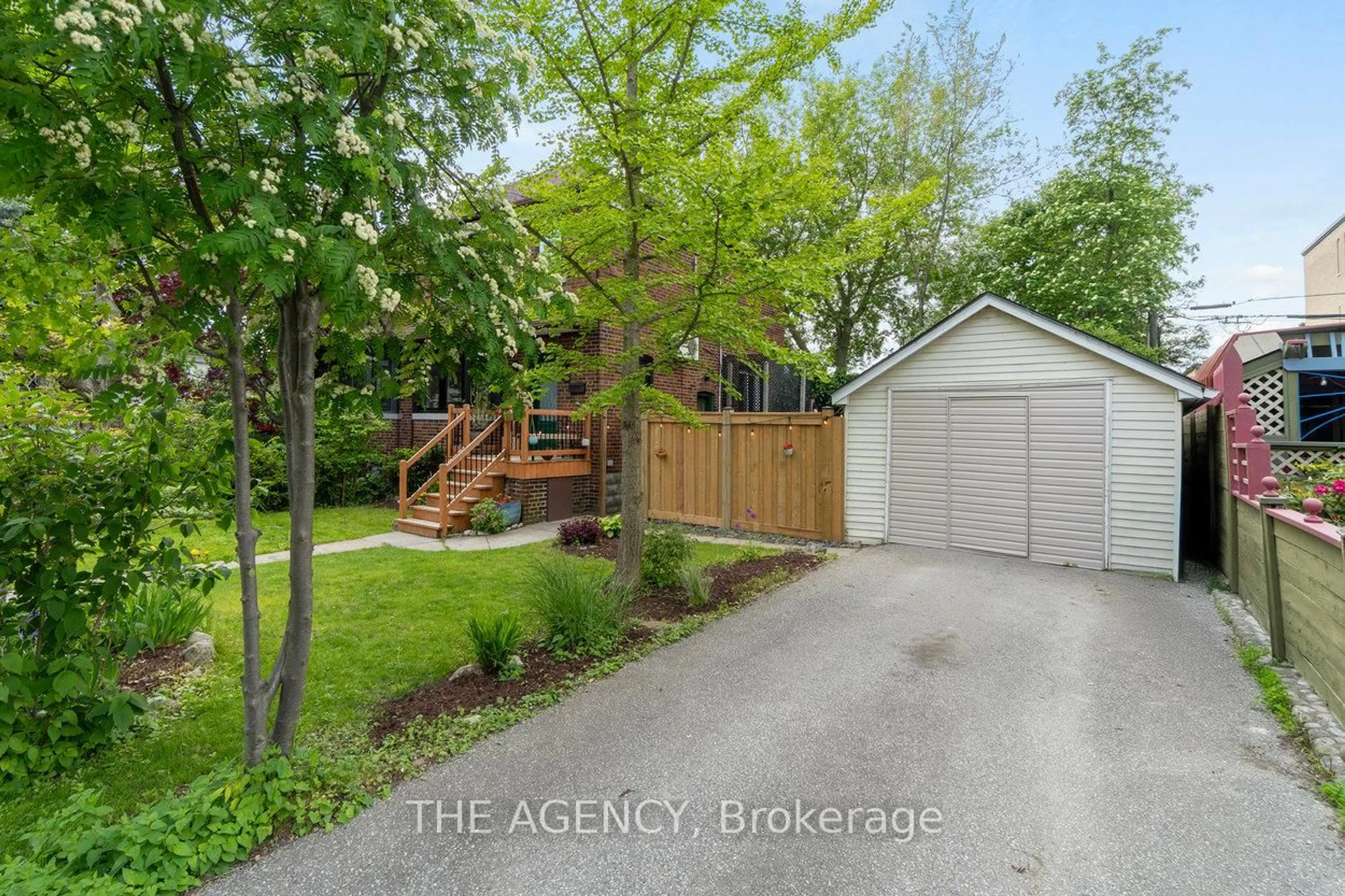 Unknown for 94 Alder Cres, Toronto Ontario M8V 2H8