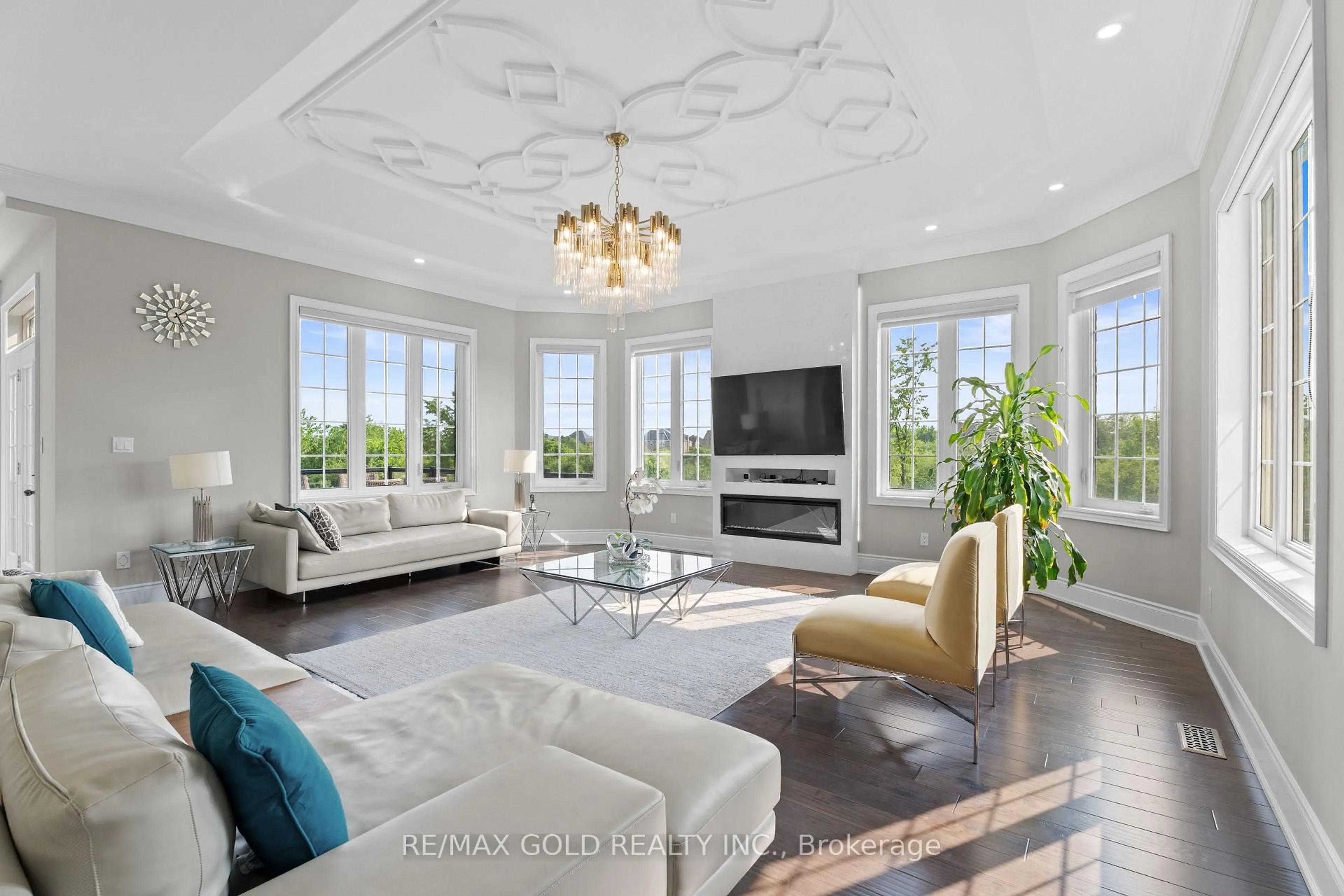 Living room with furniture, unknown for 40 Autumn Olive Way, Brampton Ontario L6P 4Z3